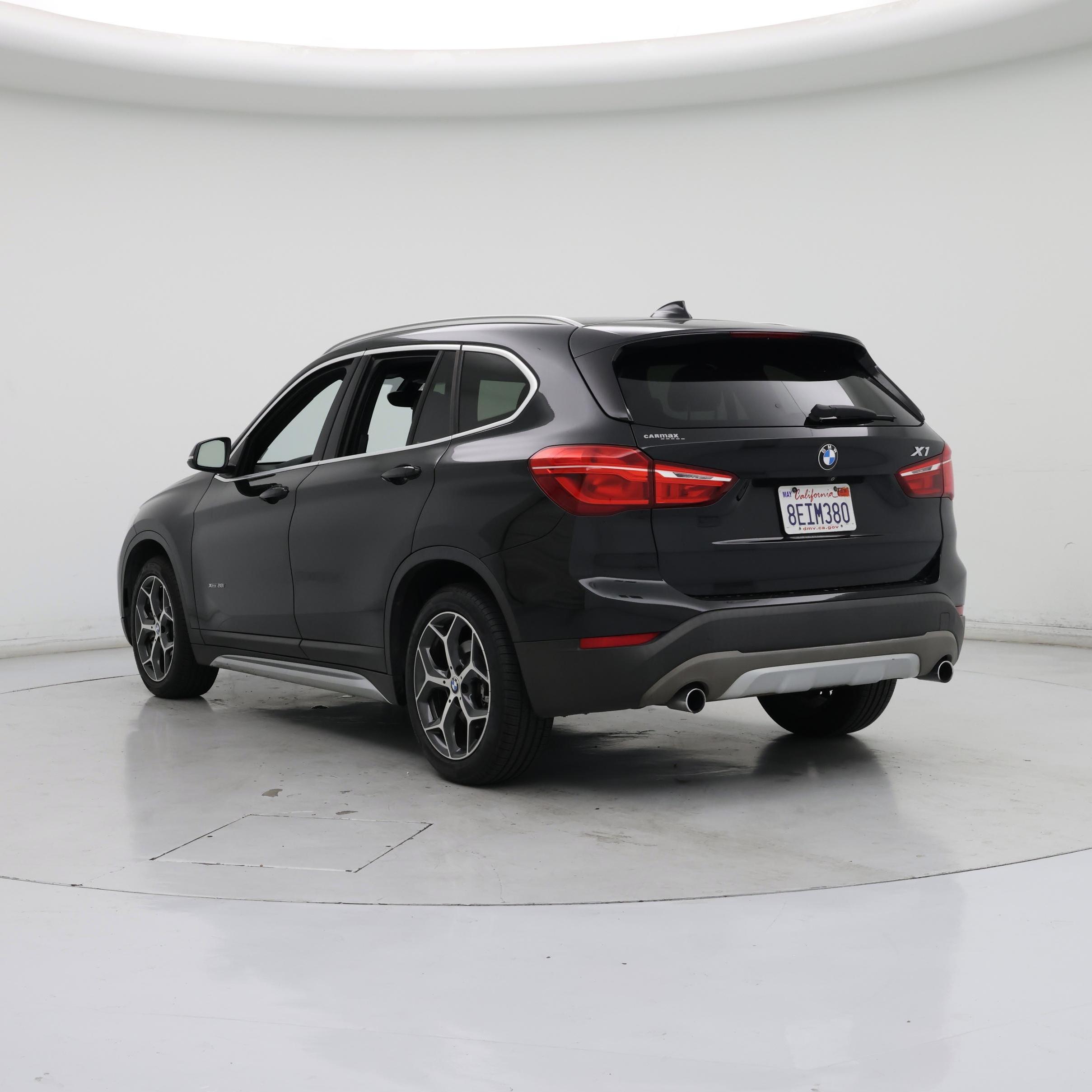 Thumbnail: 2018 BMW X1 - 2