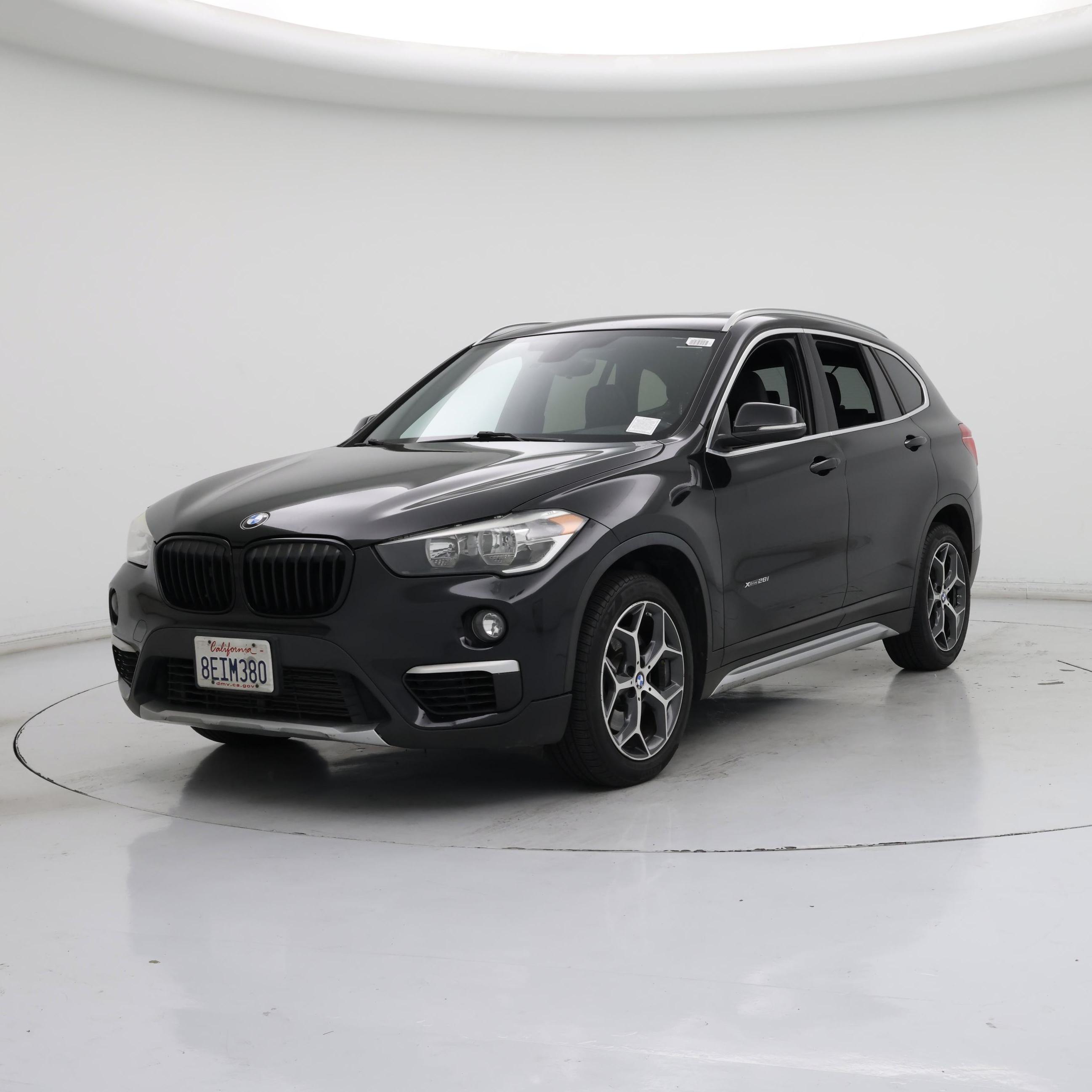 Thumbnail: 2018 BMW X1 - 4