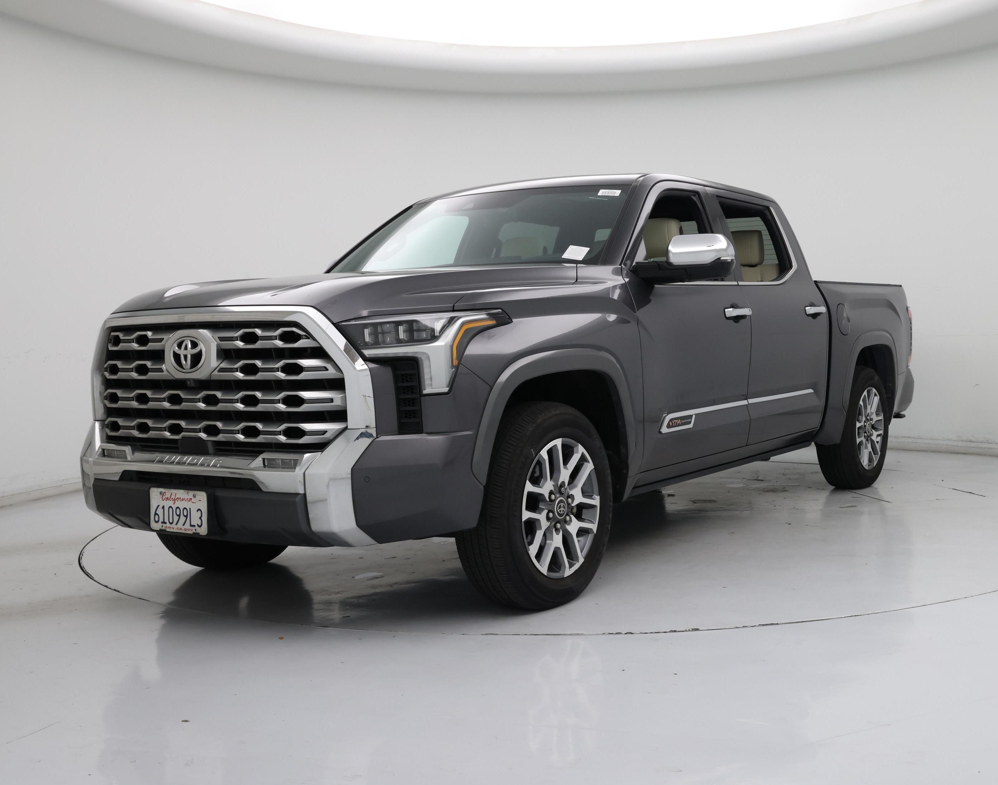 Thumbnail: 2022 Toyota Tundra - 4