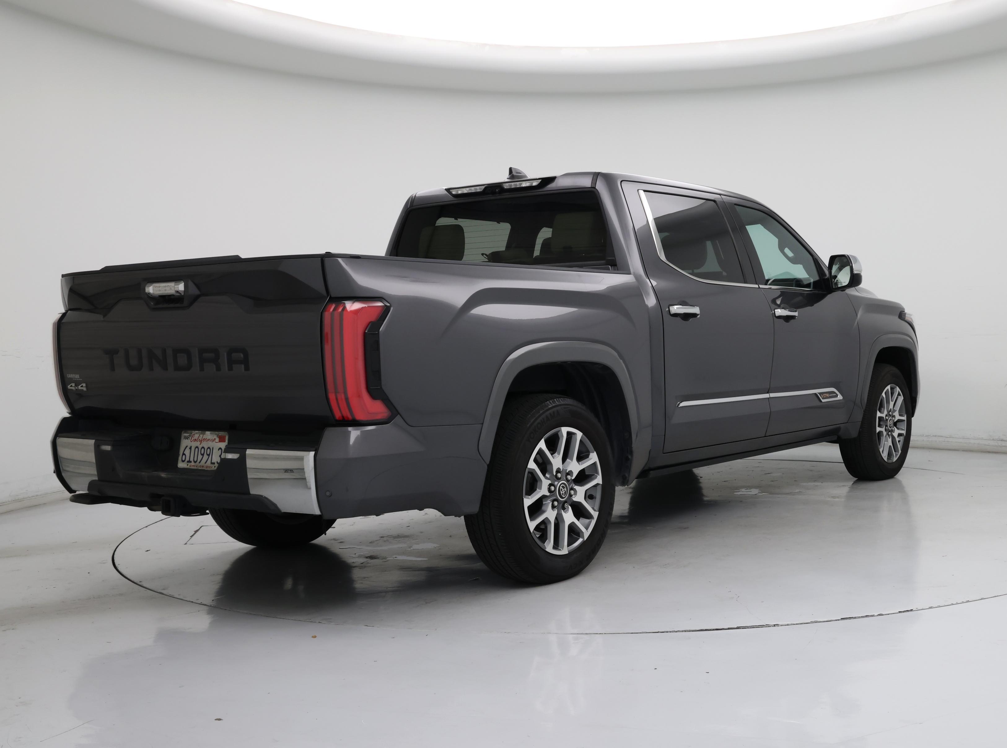 Thumbnail: 2022 Toyota Tundra - 8