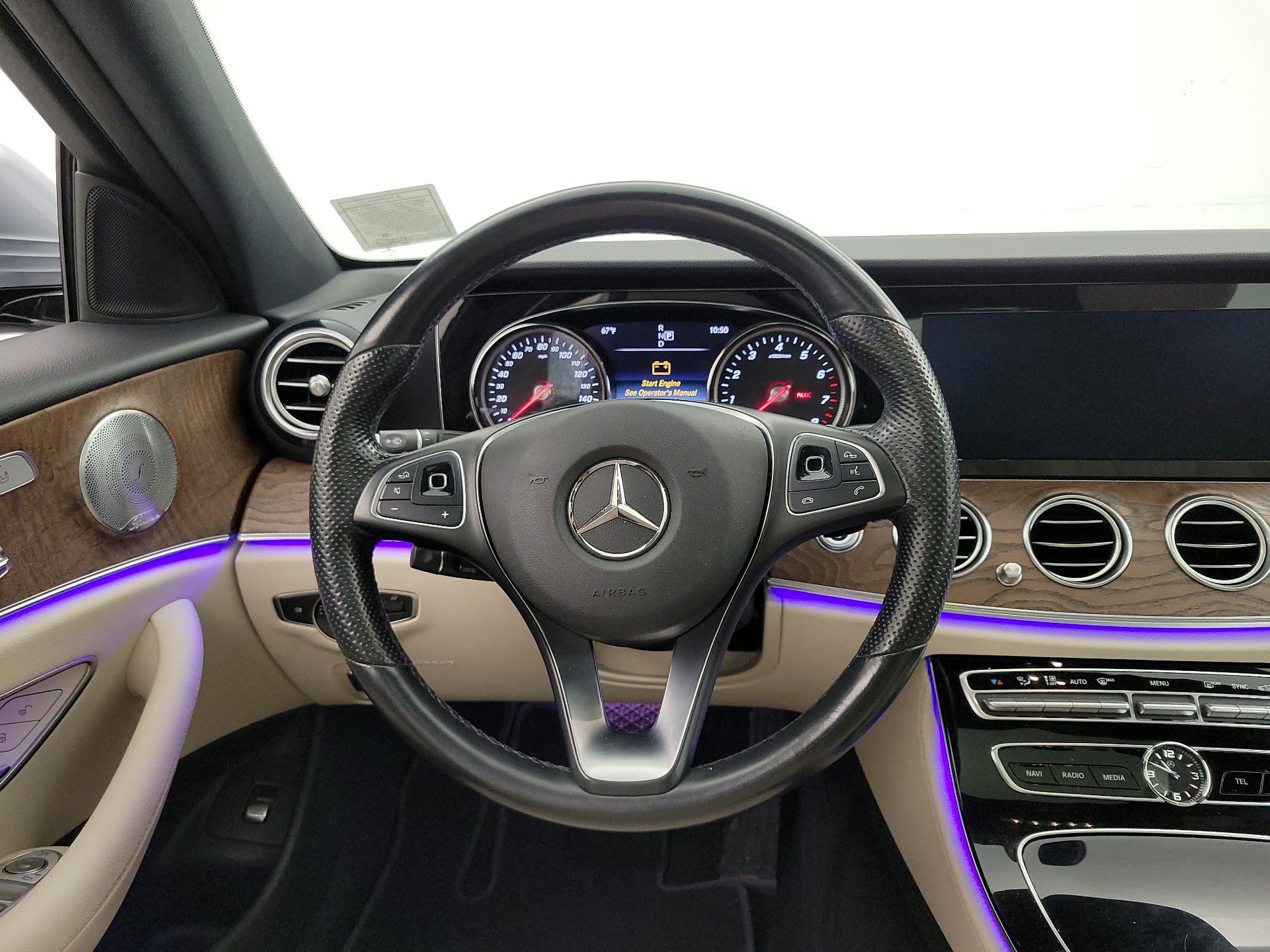 Thumbnail: 2017 Mercedes-Benz E-Class - 10