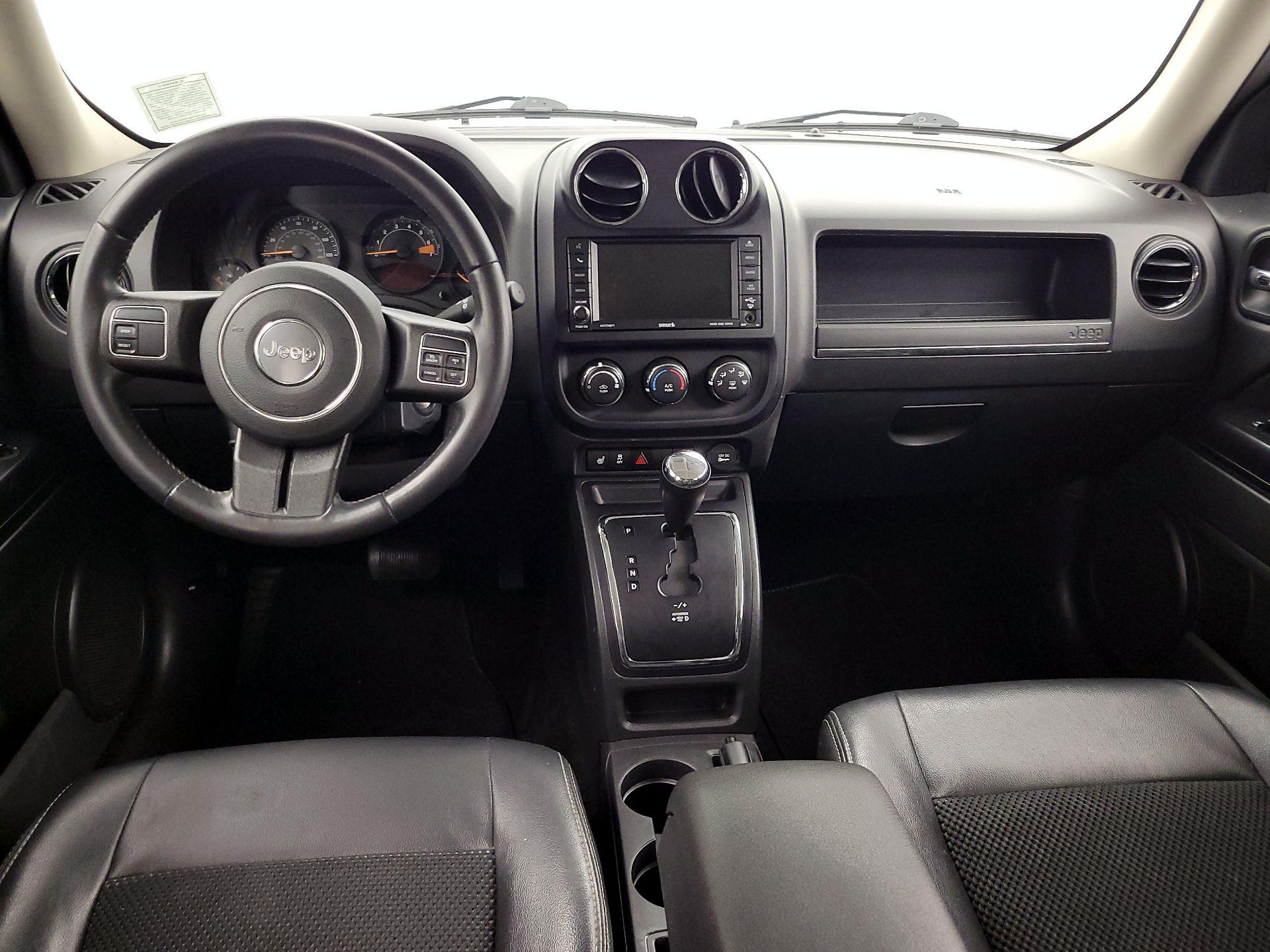 Thumbnail: 2016 Jeep Patriot - 9