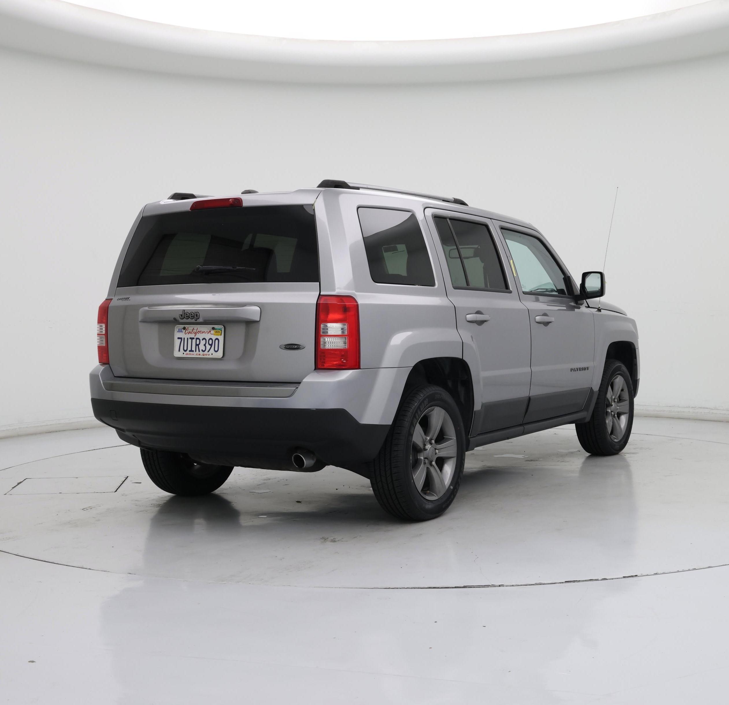Thumbnail: 2016 Jeep Patriot - 8