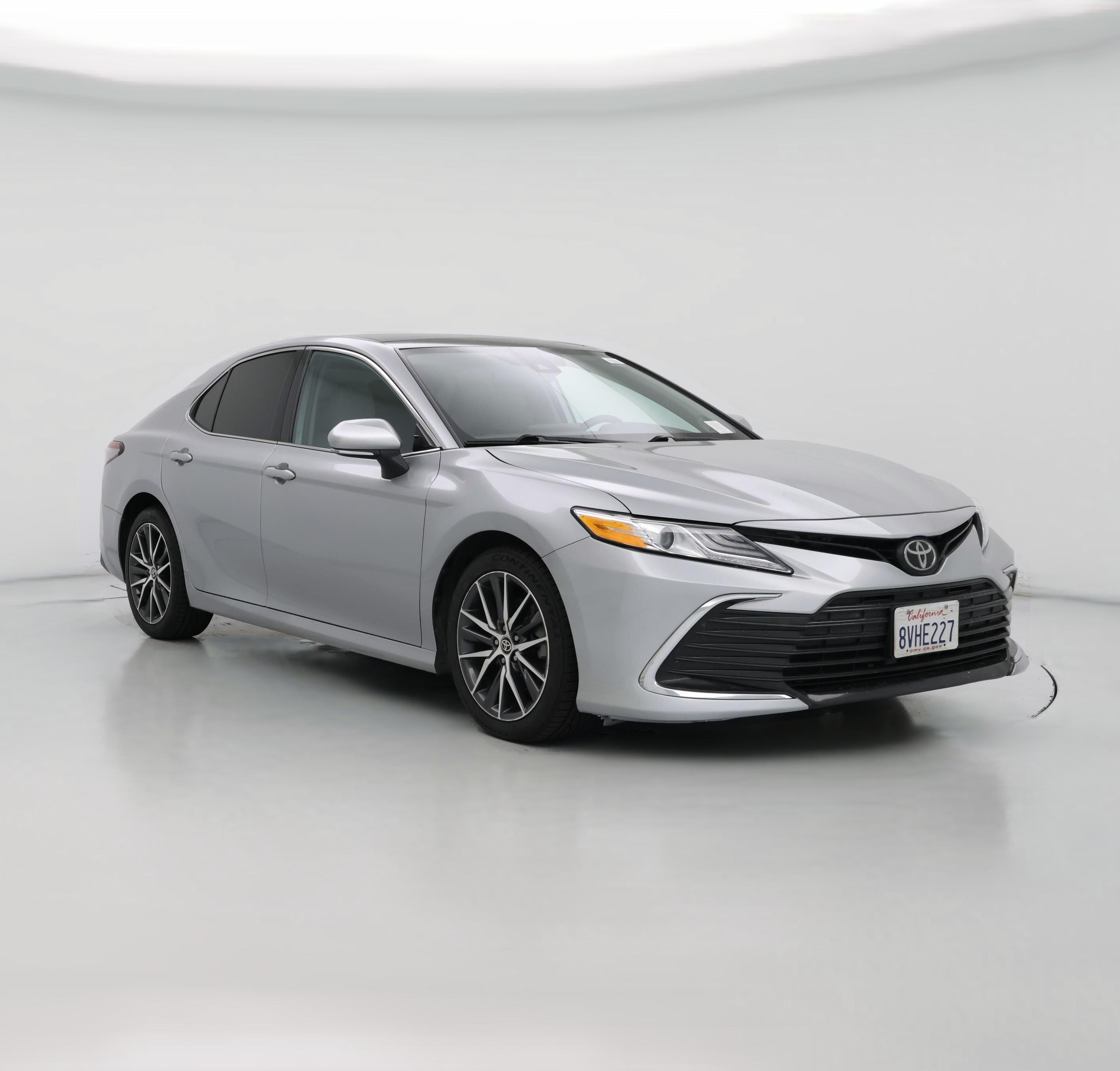 Thumbnail: 2021 Toyota Camry - 1