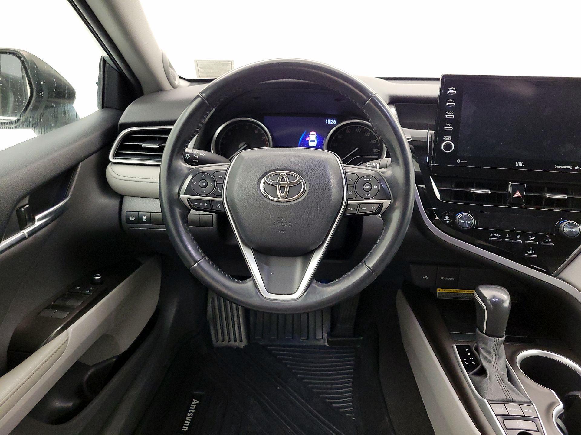 Thumbnail: 2021 Toyota Camry - 10