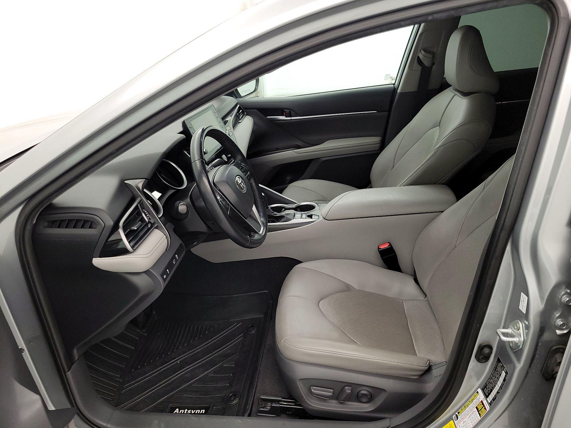 Thumbnail: 2021 Toyota Camry - 11