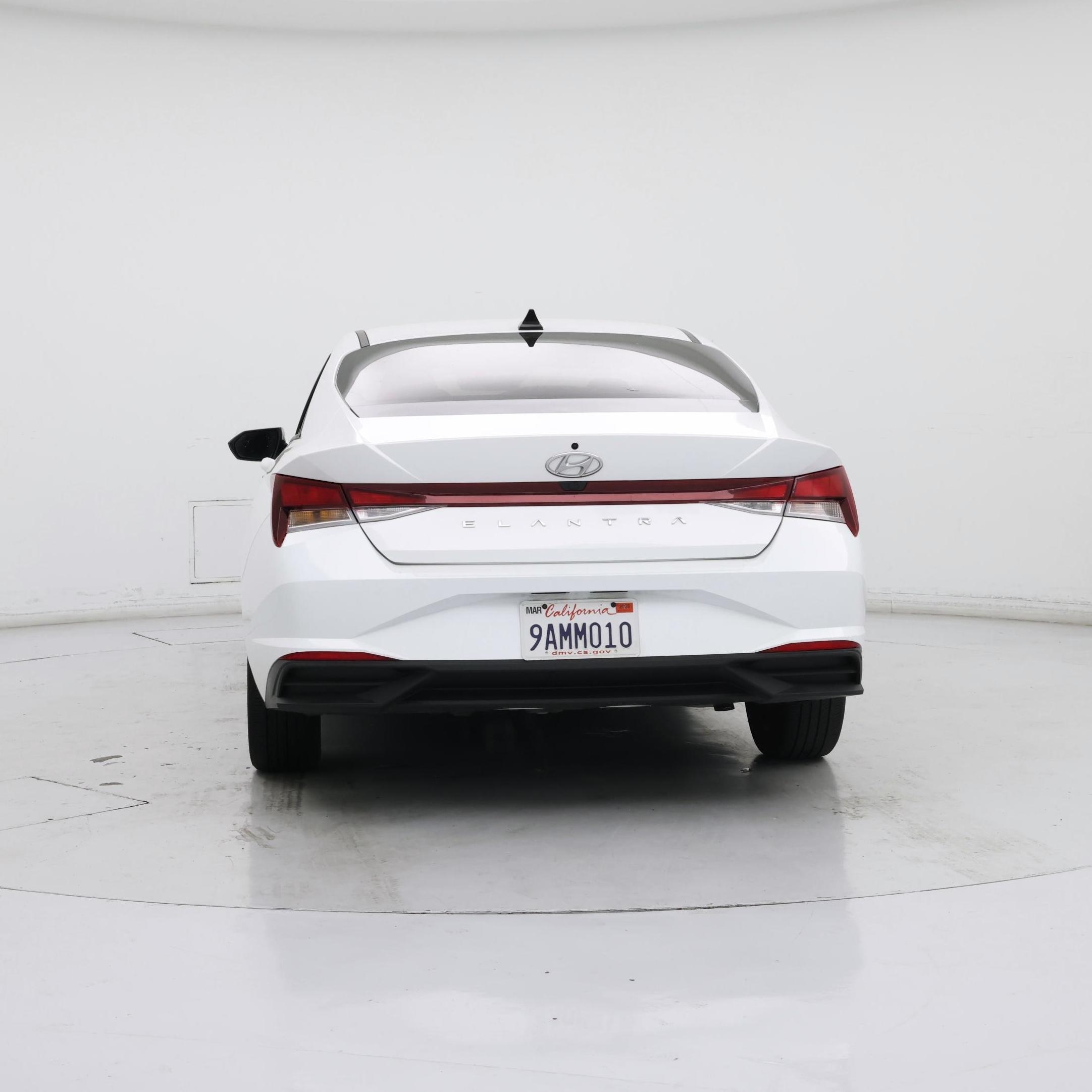 Thumbnail: 2022 Hyundai Elantra - 6