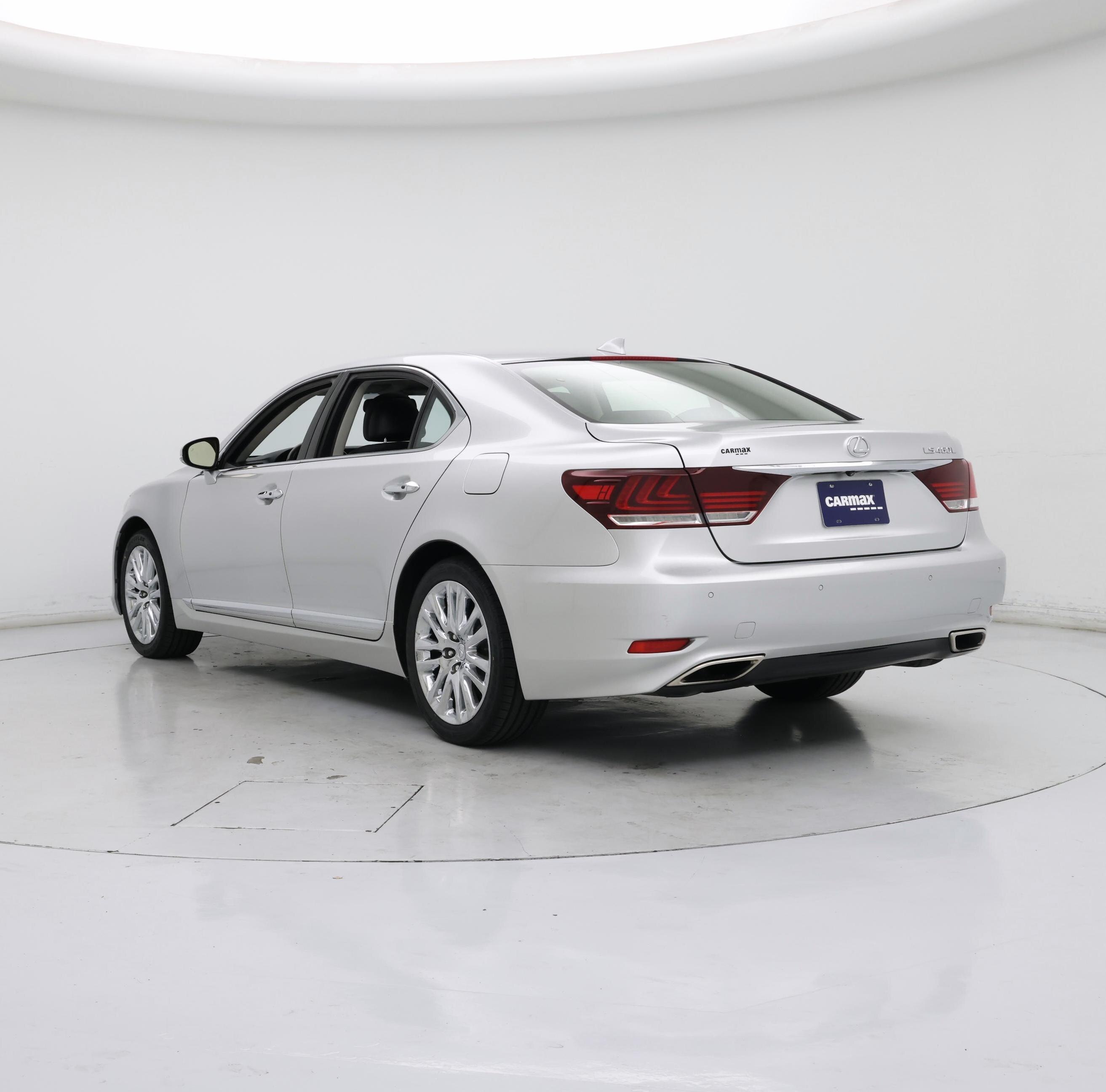 Thumbnail: 2015 Lexus LS - 2