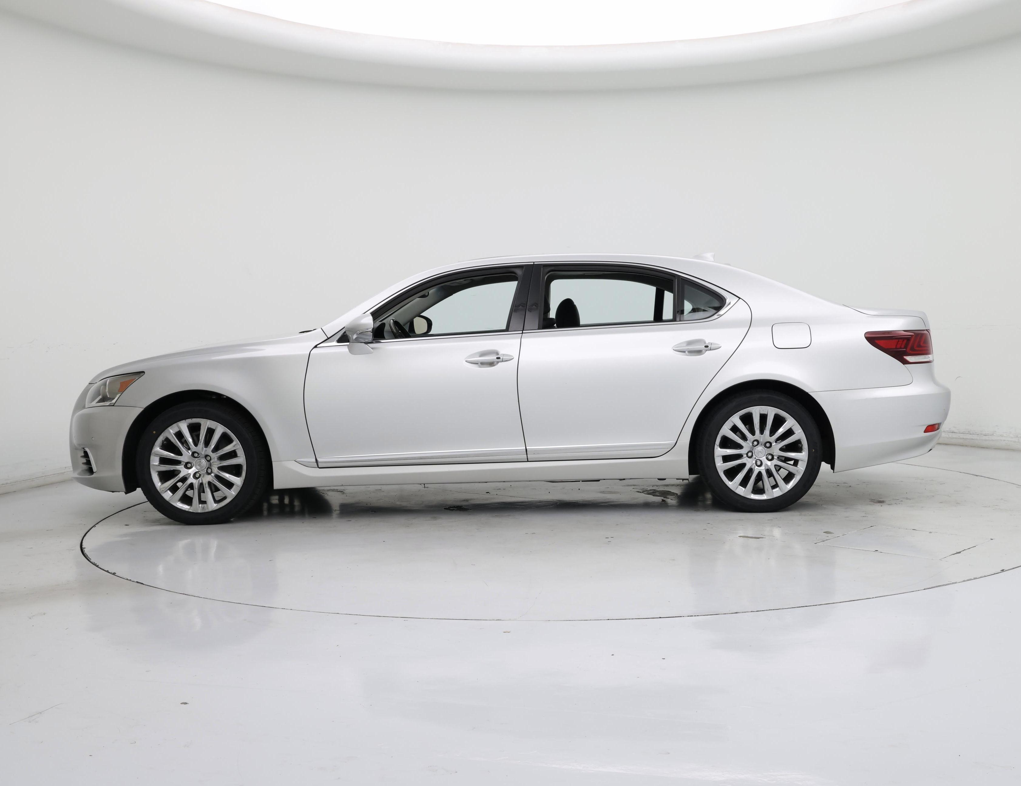Thumbnail: 2015 Lexus LS - 3