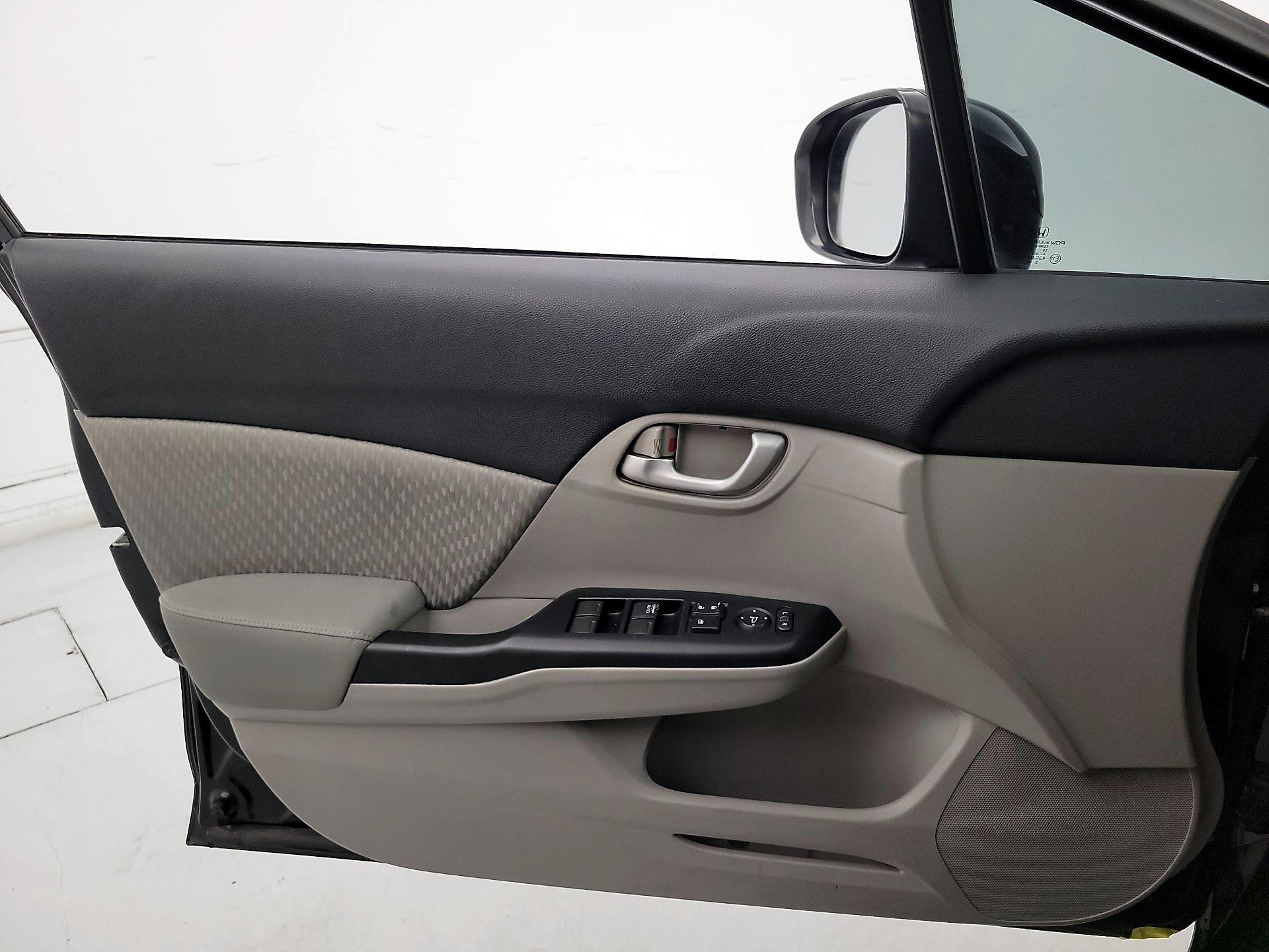 Thumbnail: 2015 Honda Civic - 12