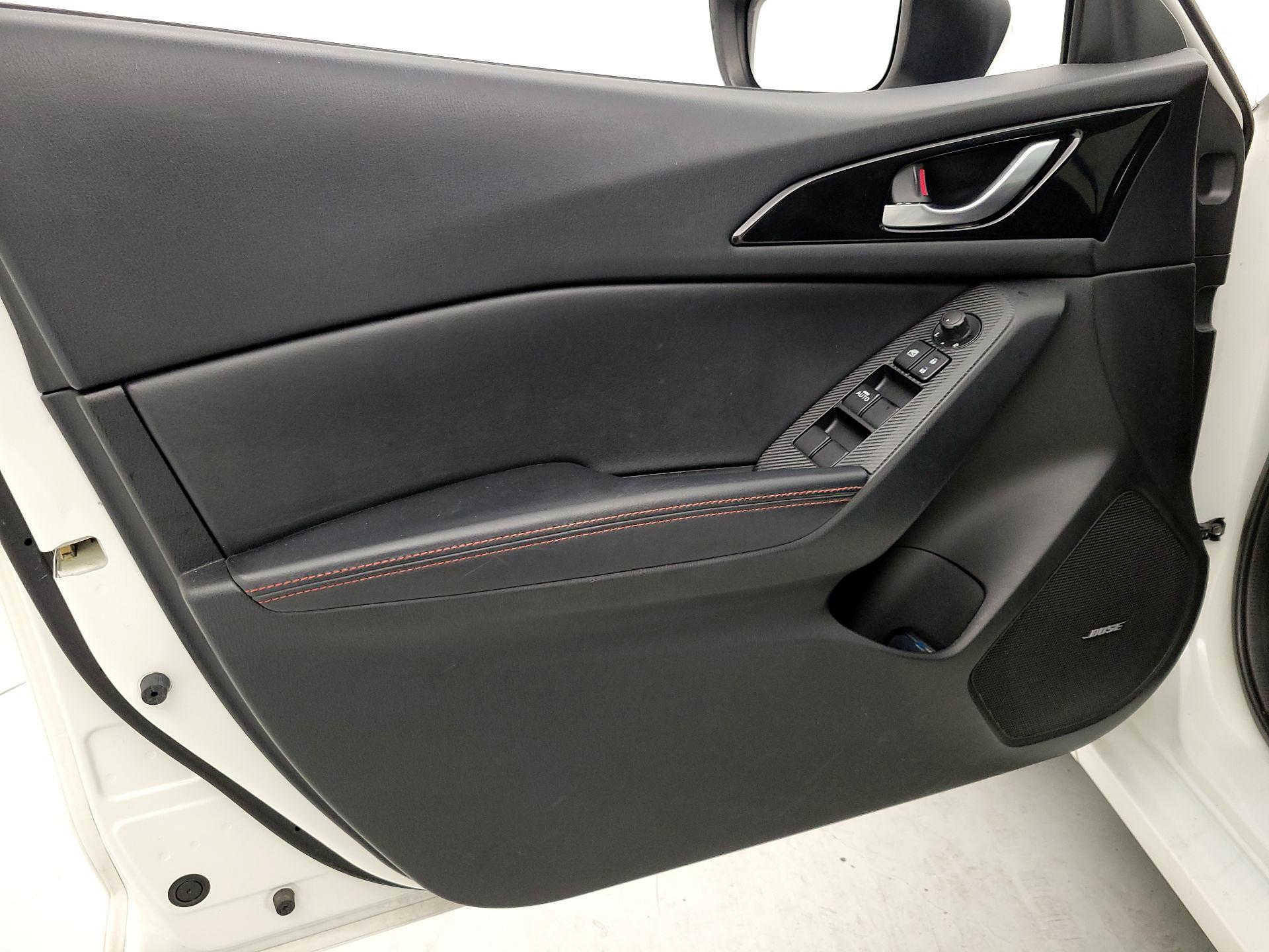 Thumbnail: 2015 Mazda Mazda3 - 12
