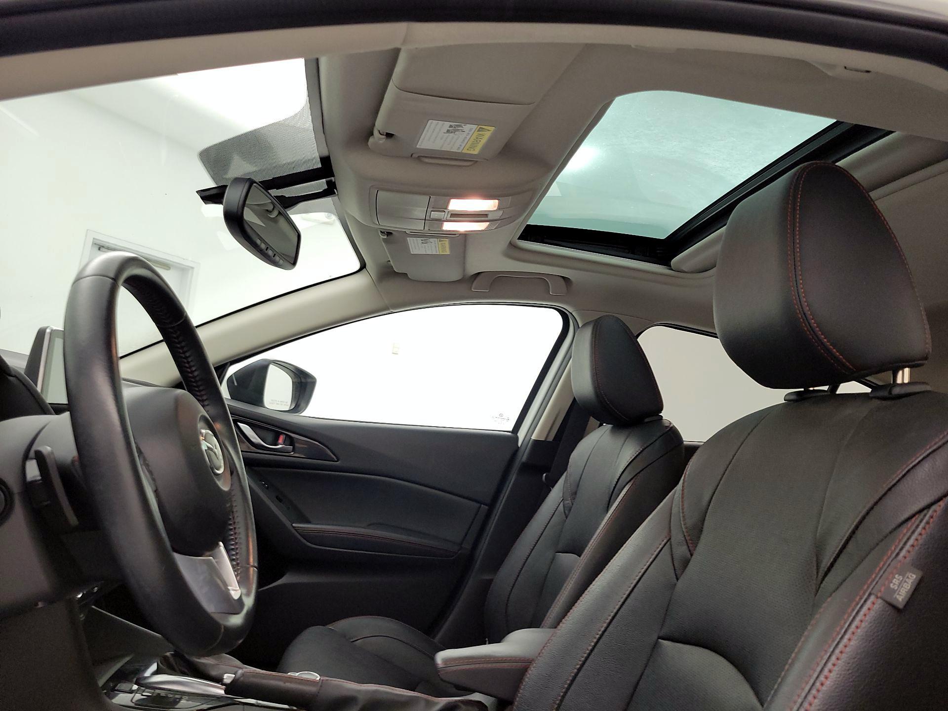 Thumbnail: 2015 Mazda Mazda3 - 20