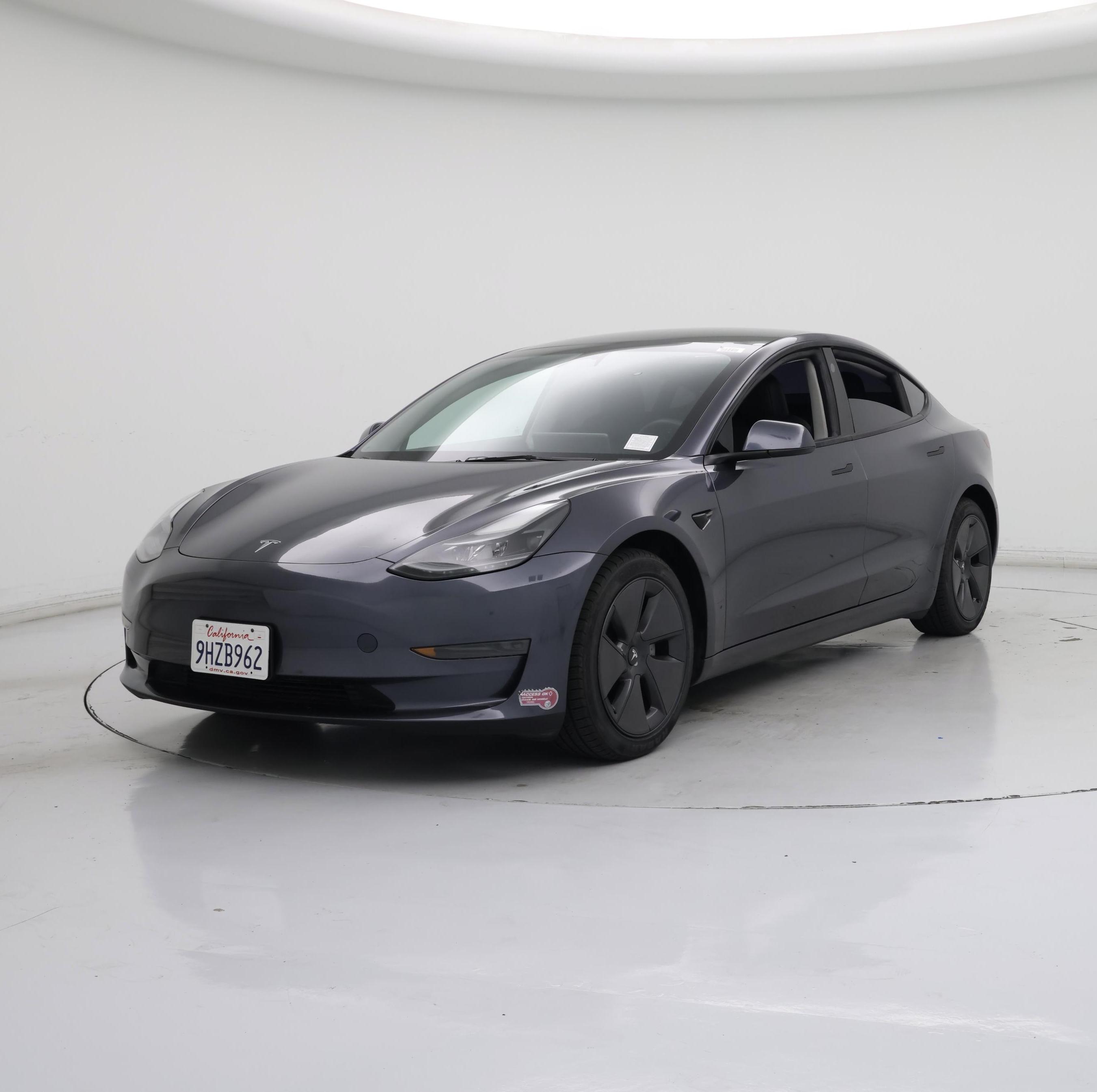 Thumbnail: 2023 Tesla Model 3 - 4