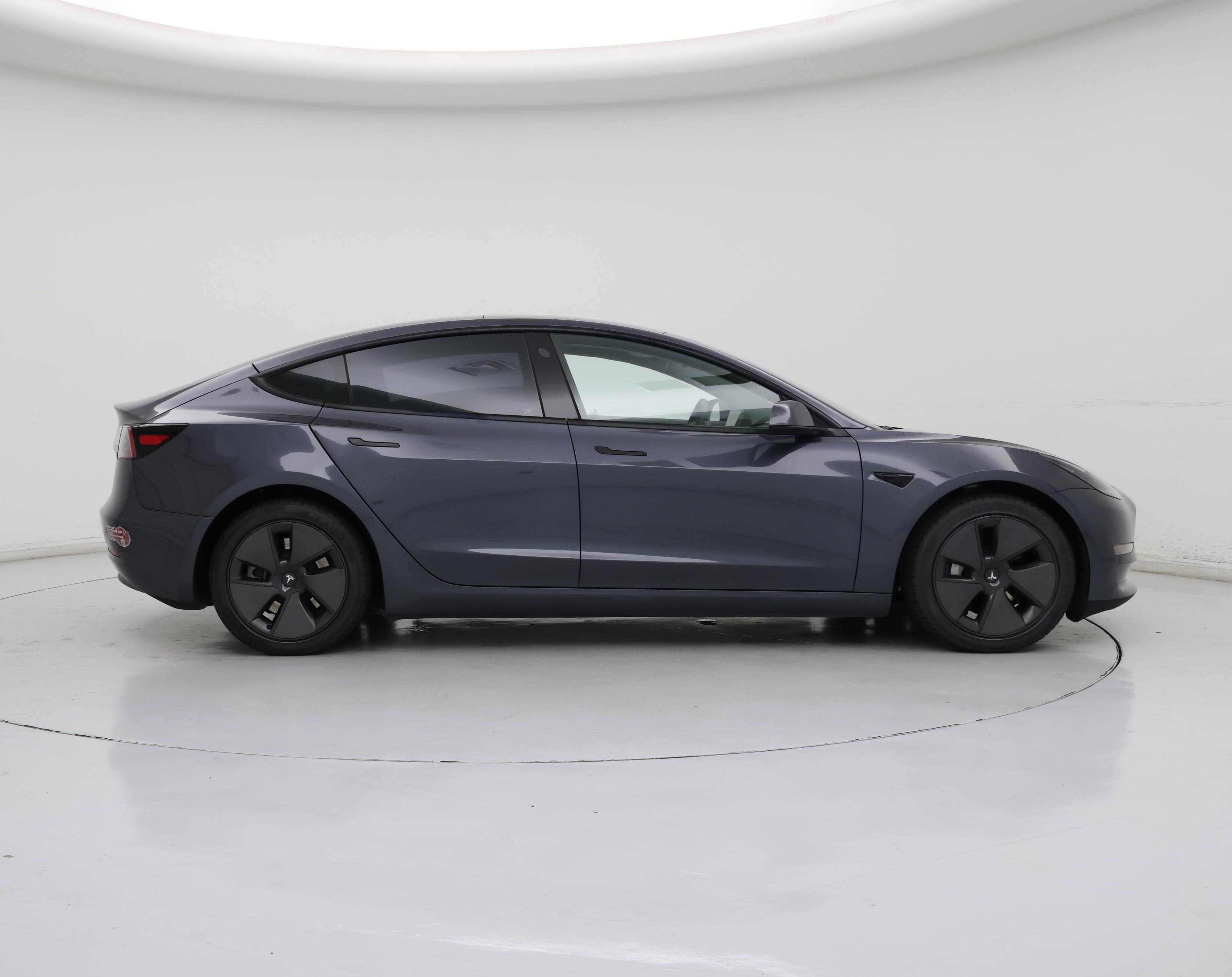 Thumbnail: 2023 Tesla Model 3 - 7