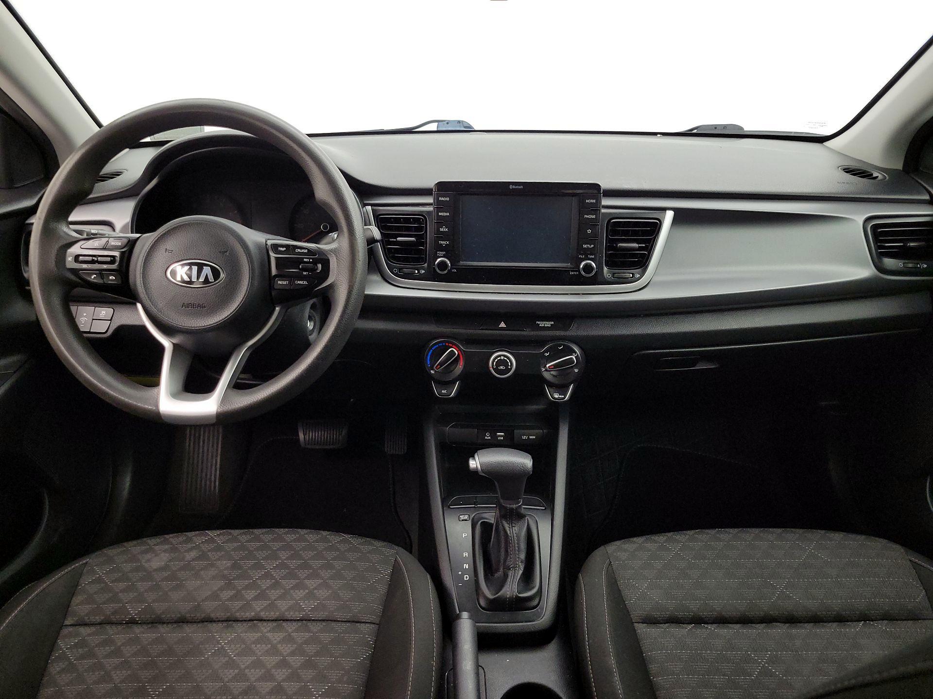 Thumbnail: 2019 Kia Rio - 9
