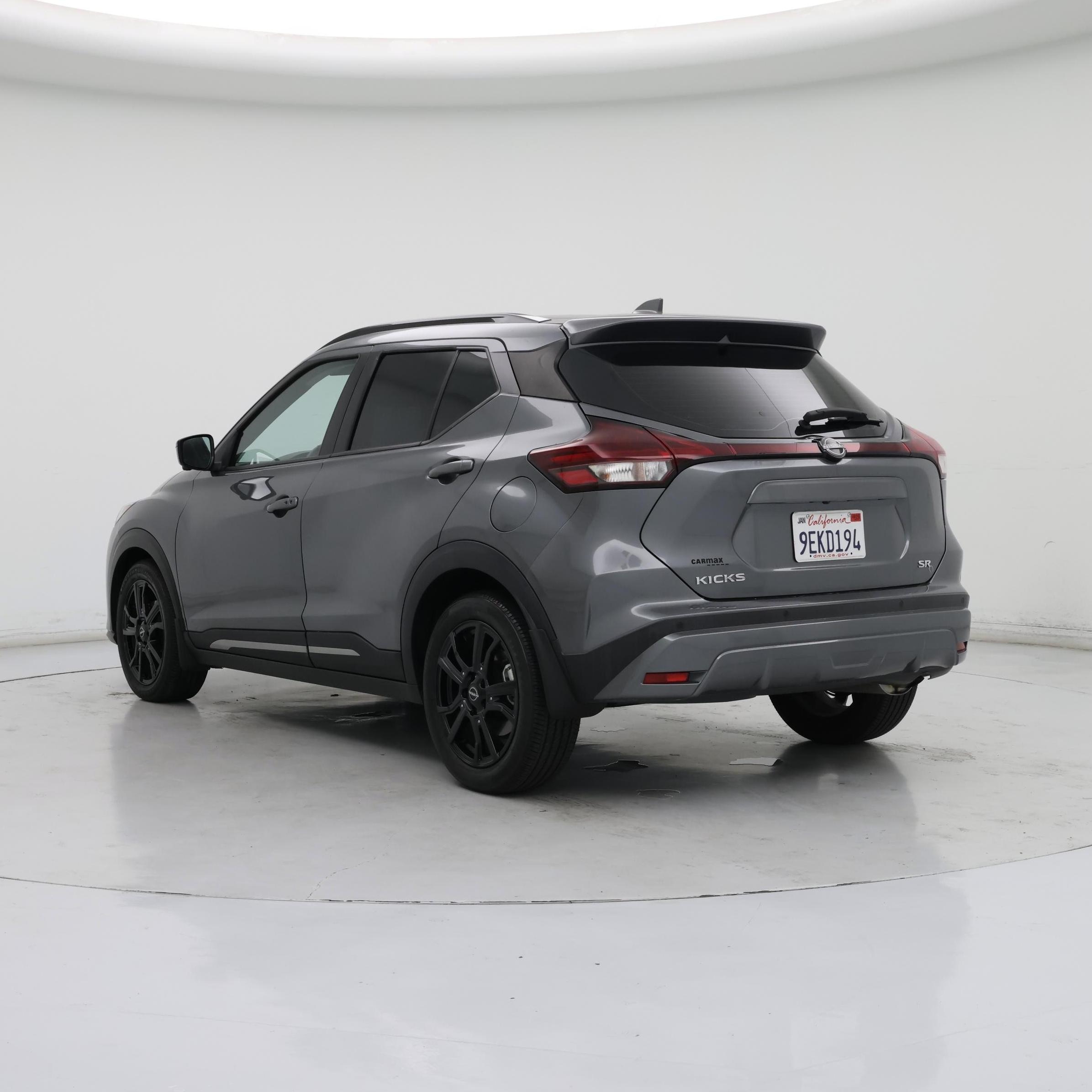 Thumbnail: 2023 Nissan Kicks - 2