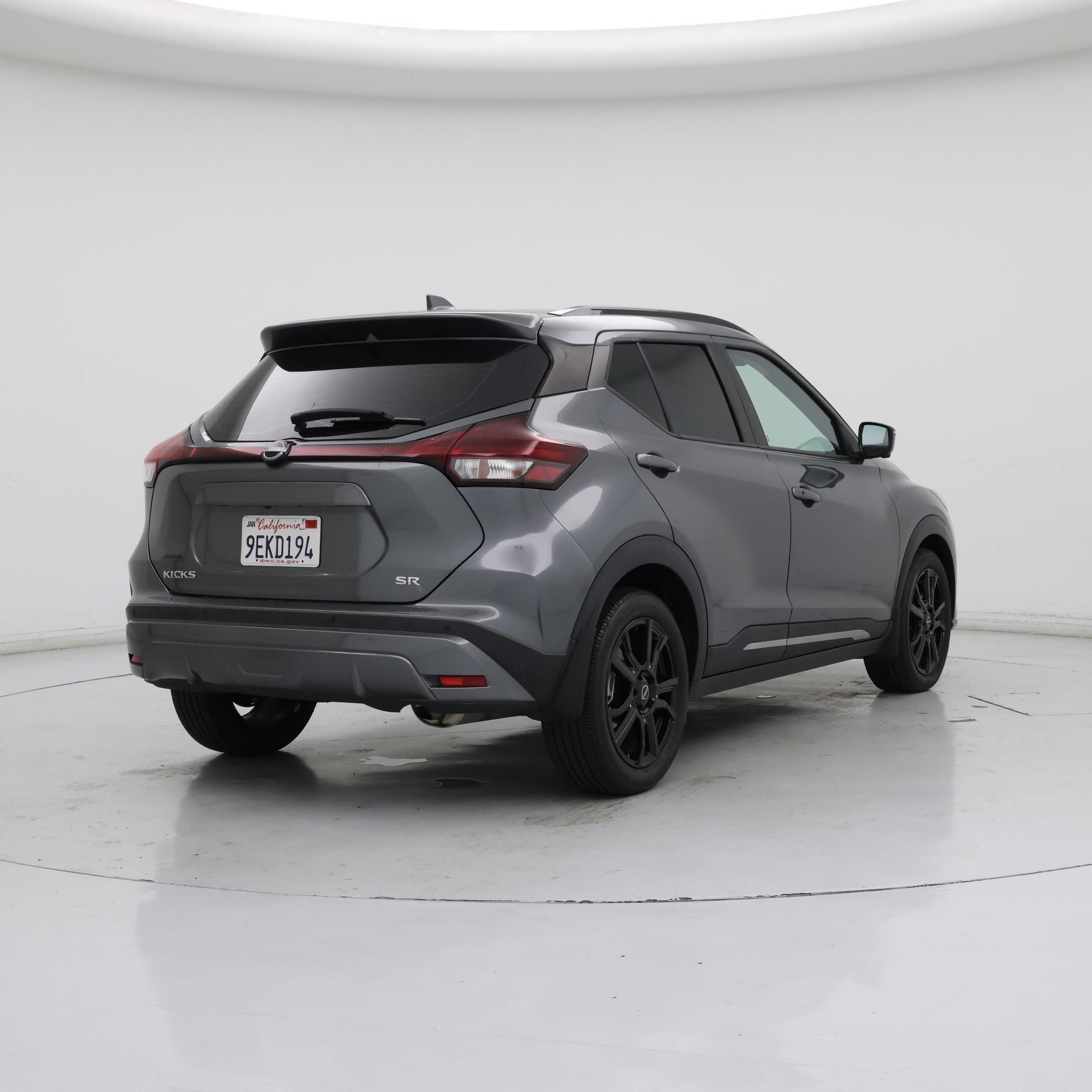 Thumbnail: 2023 Nissan Kicks - 8