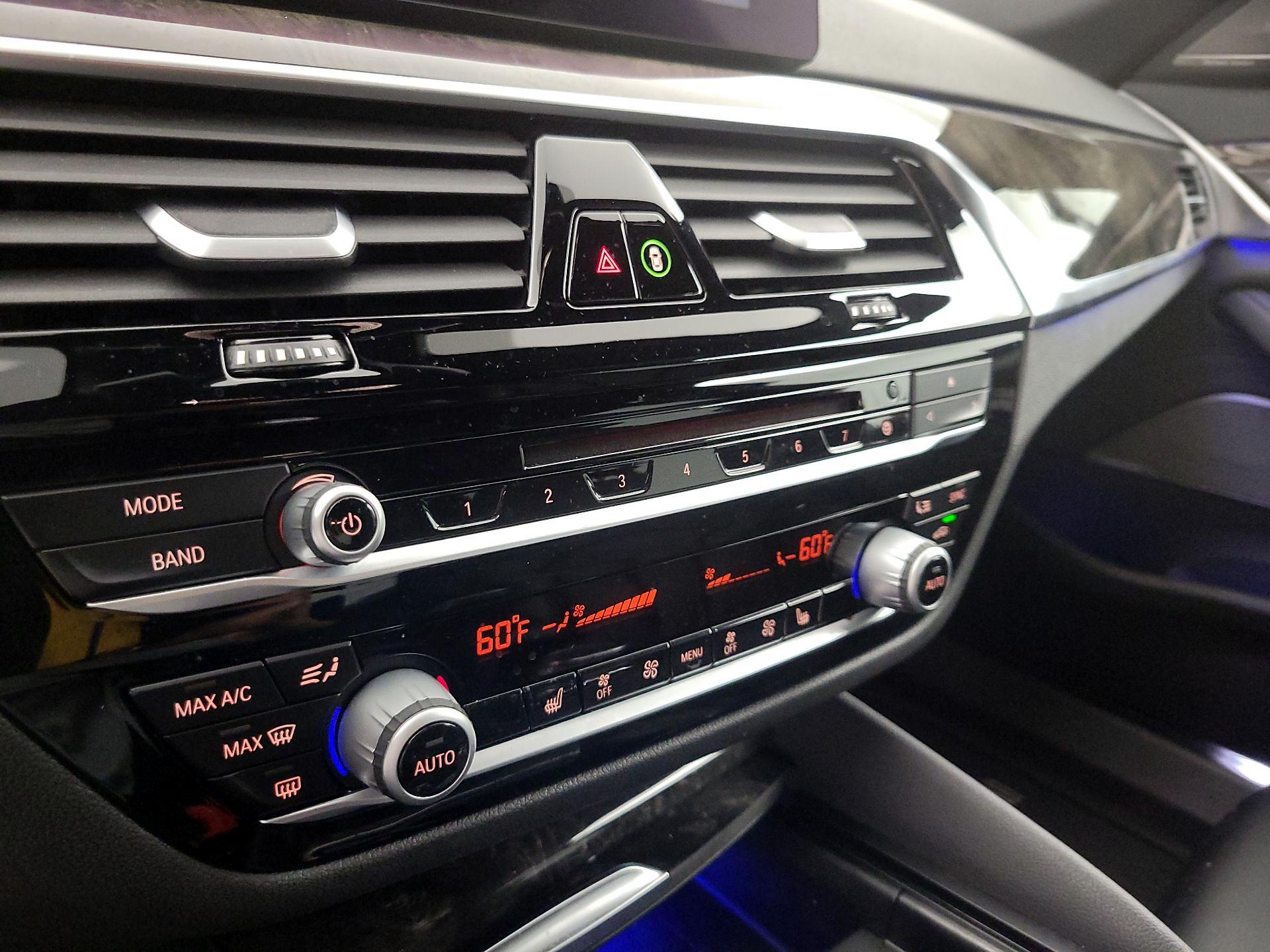 Thumbnail: 2019 BMW 5 Series - 17