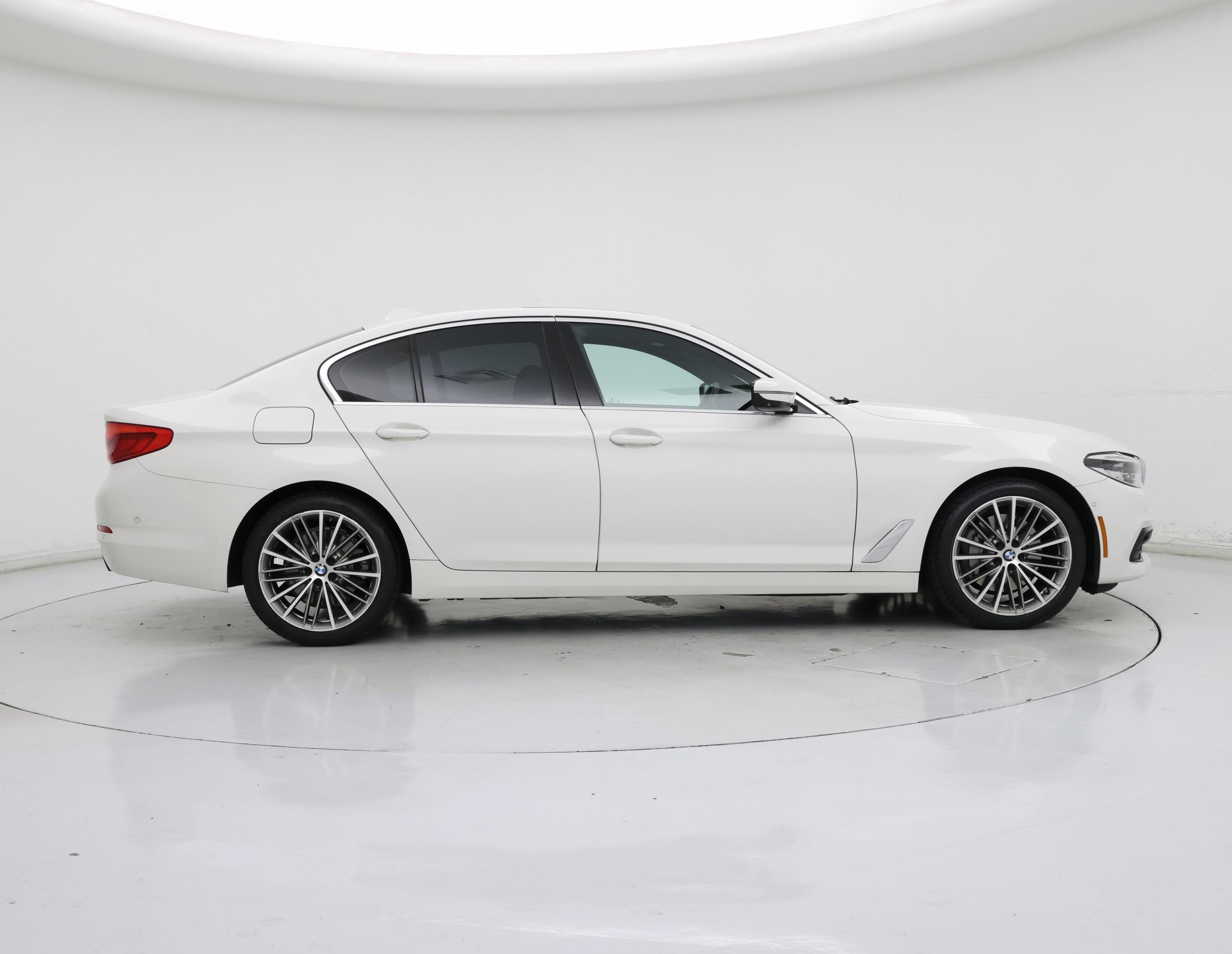 Thumbnail: 2019 BMW 5 Series - 7