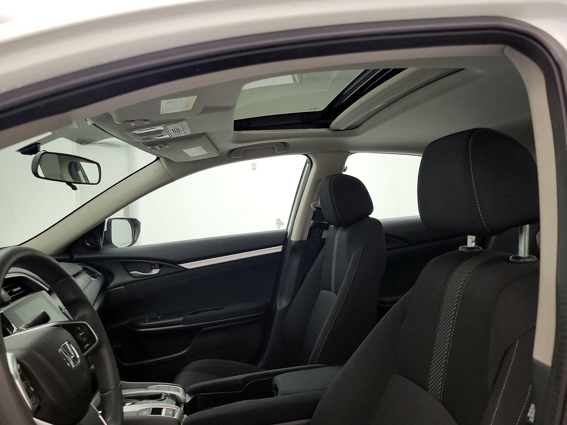 Thumbnail: 2016 Honda Civic - 18