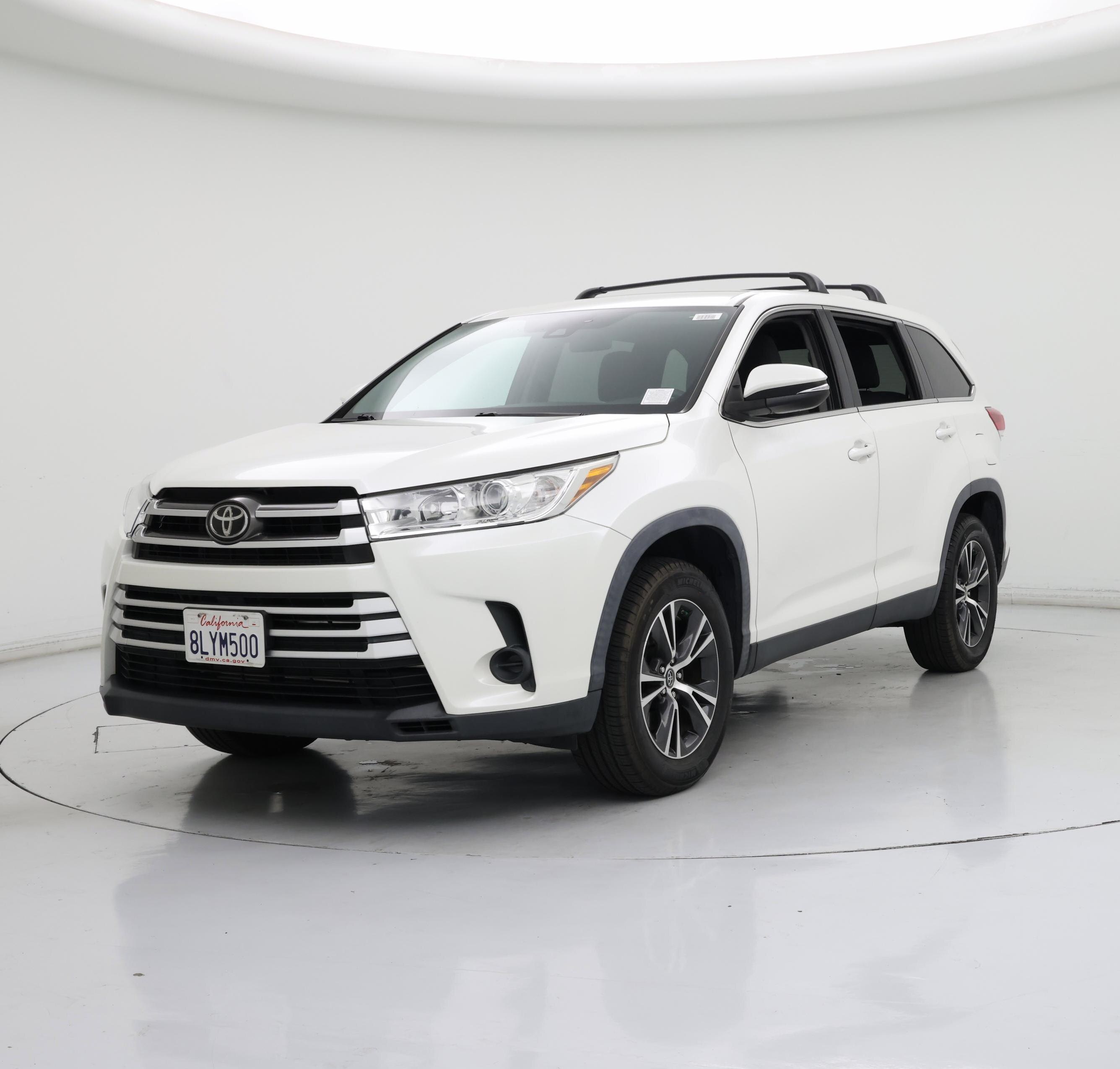 Thumbnail: 2019 Toyota Highlander - 4