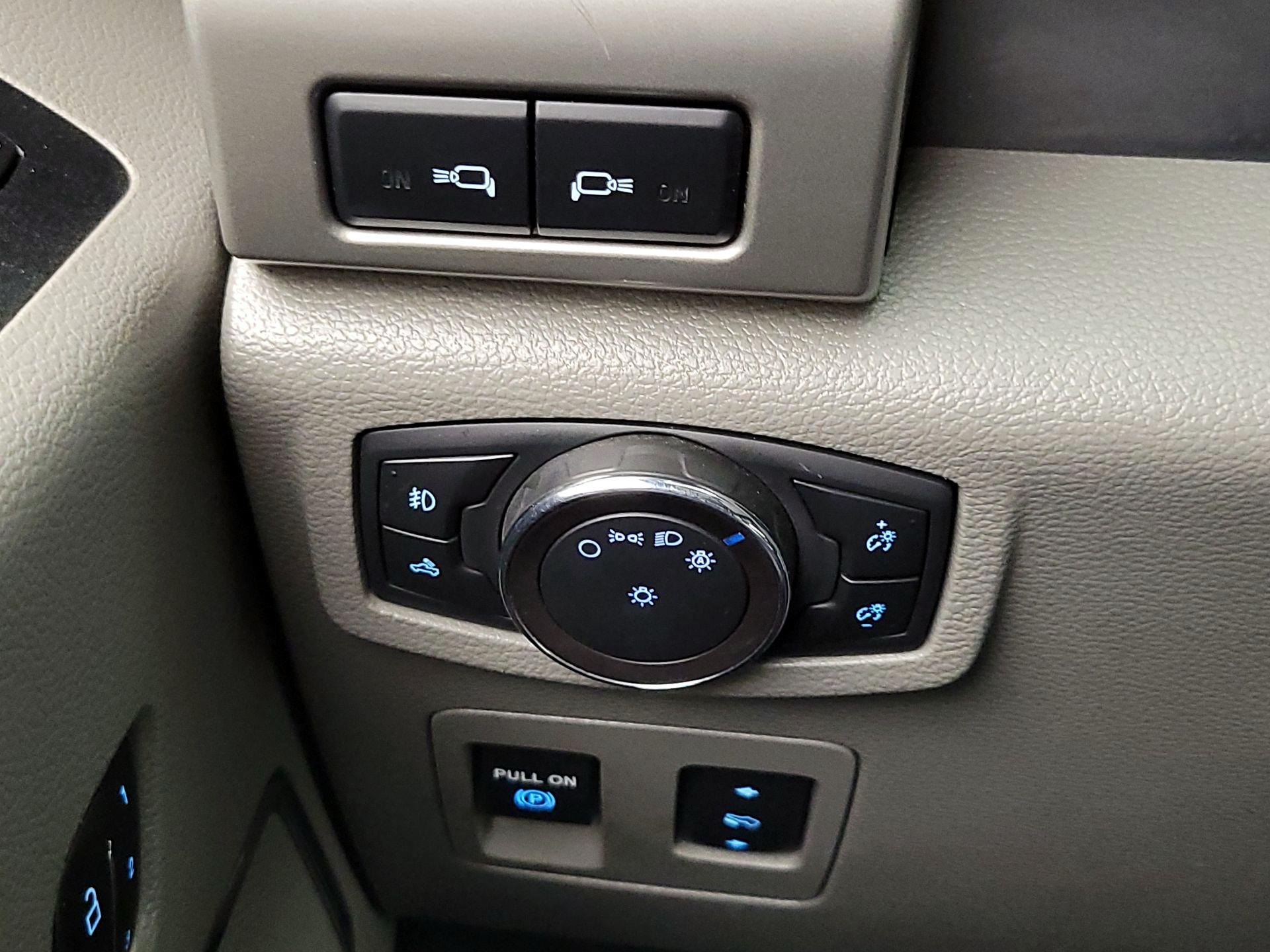 Thumbnail: 2019 Ford F-150 - 13