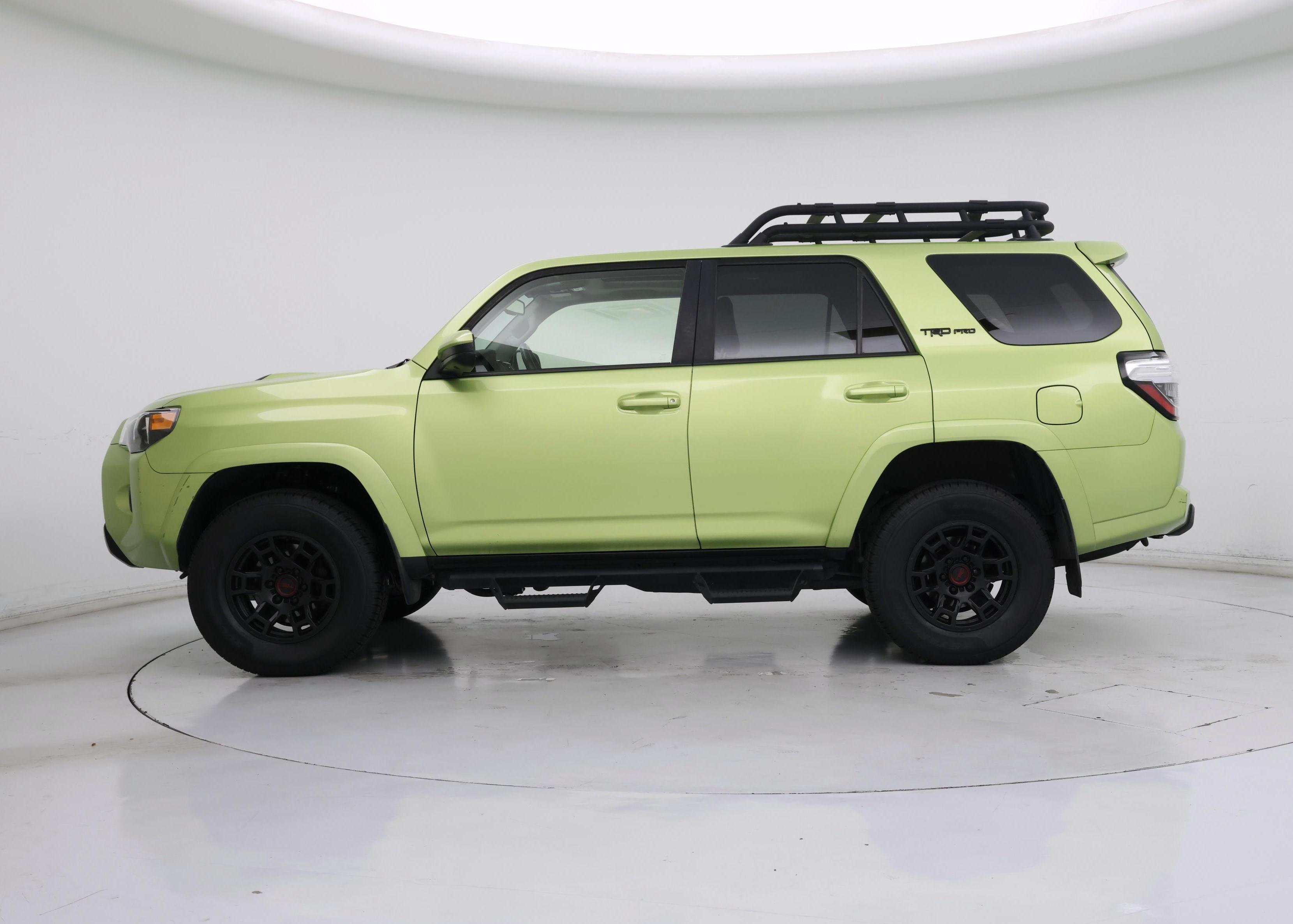 Thumbnail: 2022 Toyota 4Runner - 3