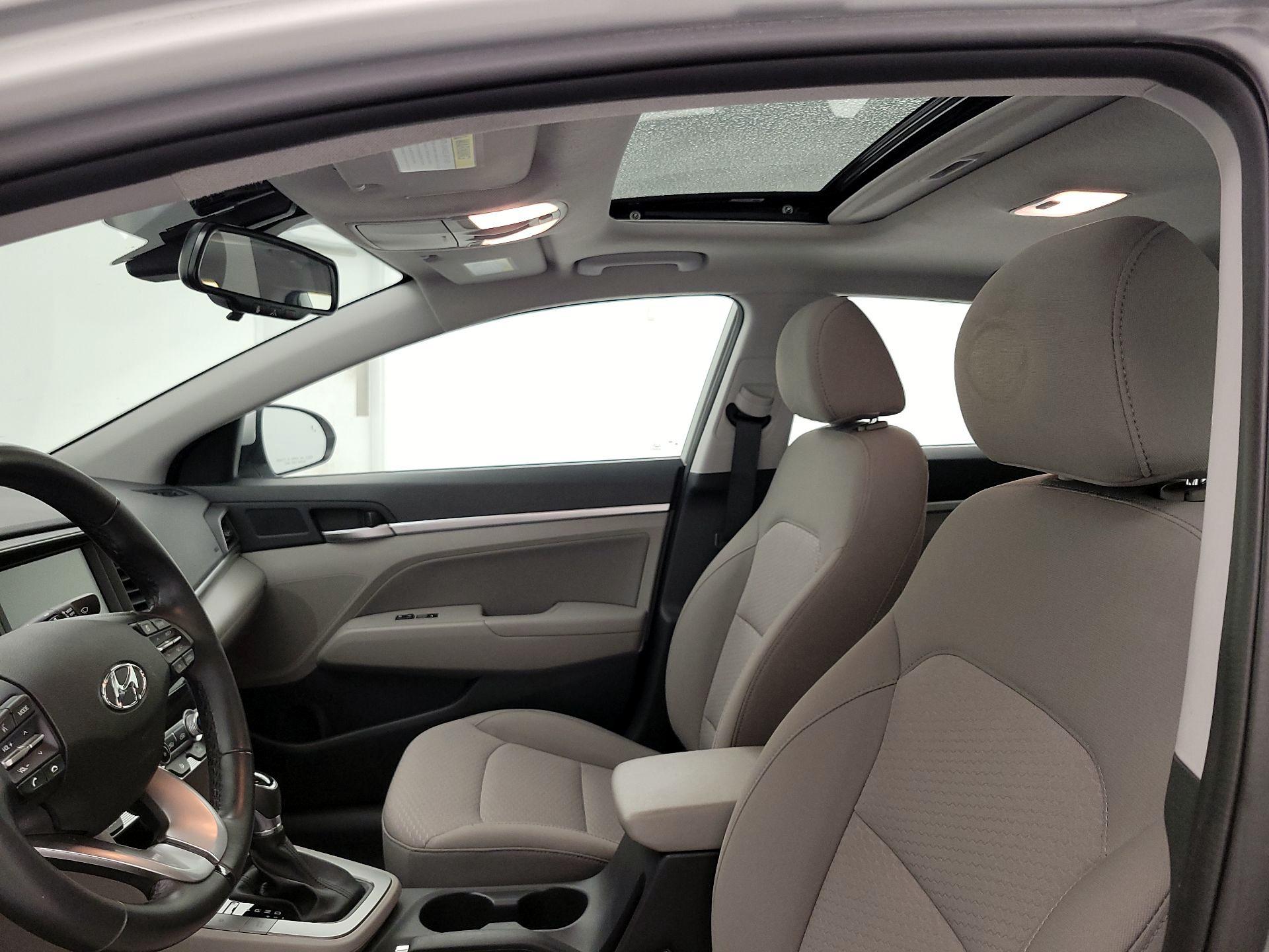 Thumbnail: 2020 Hyundai Elantra - 19