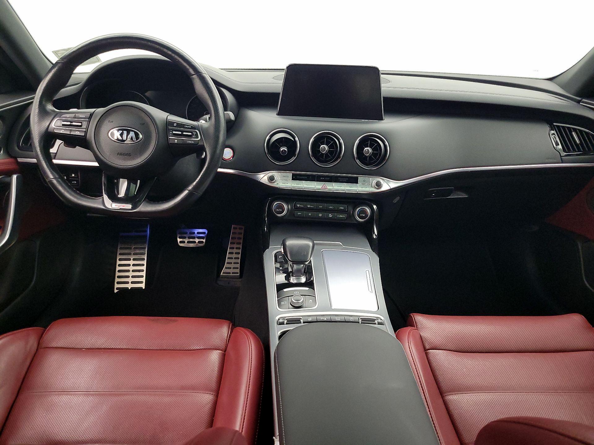Thumbnail: 2019 Kia Stinger - 9