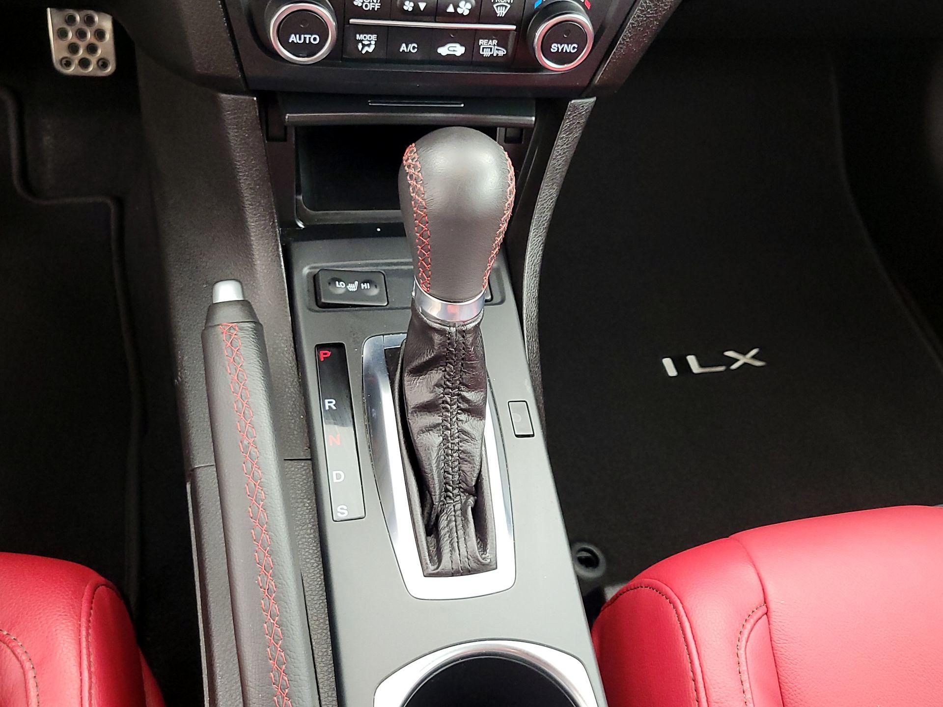 Thumbnail: 2019 Acura ILX - 17
