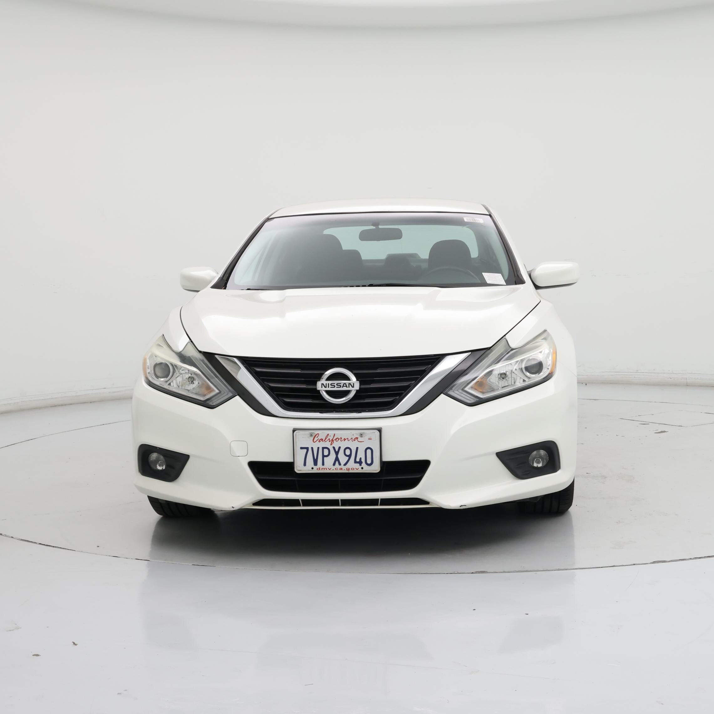 Thumbnail: 2016 Nissan Altima - 5