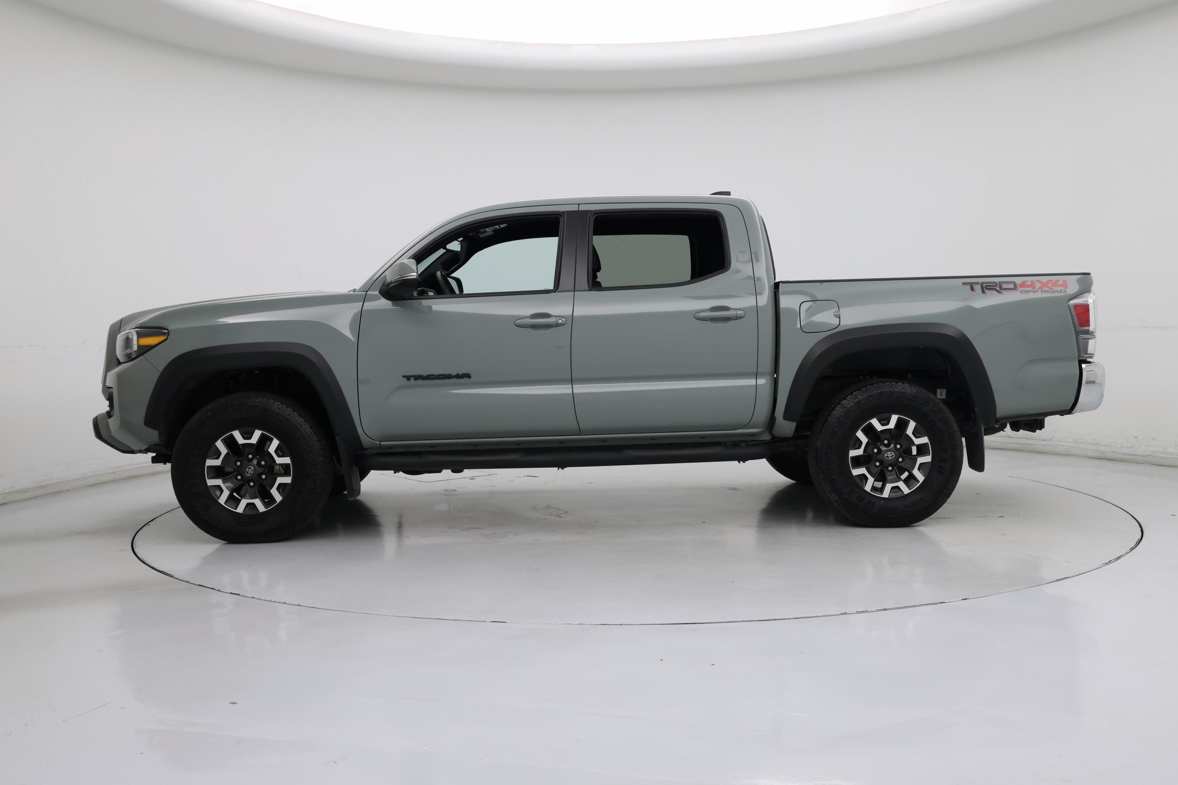 Thumbnail: 2023 Toyota Tacoma - 3