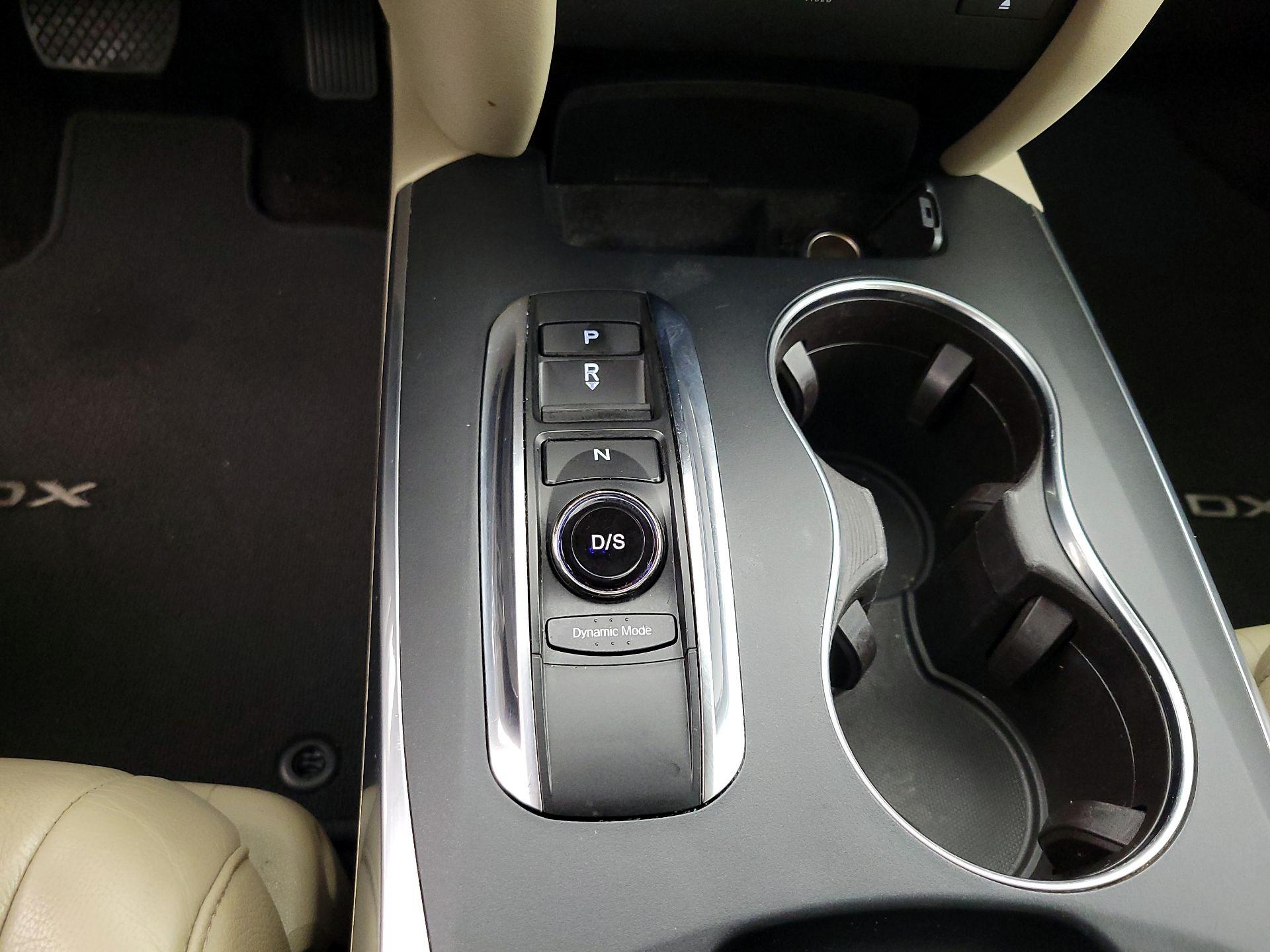 Thumbnail: 2017 Acura MDX - 17