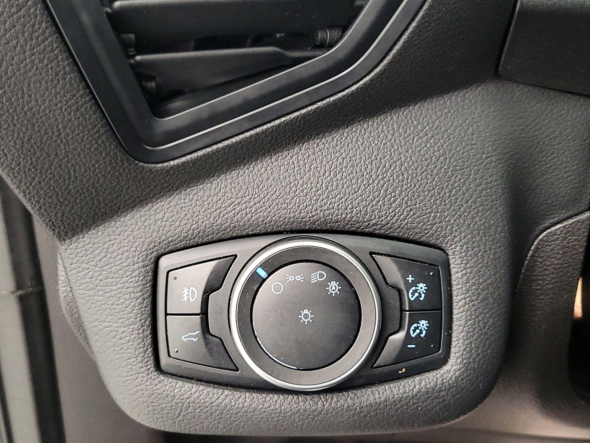 Thumbnail: 2017 Ford Escape - 13