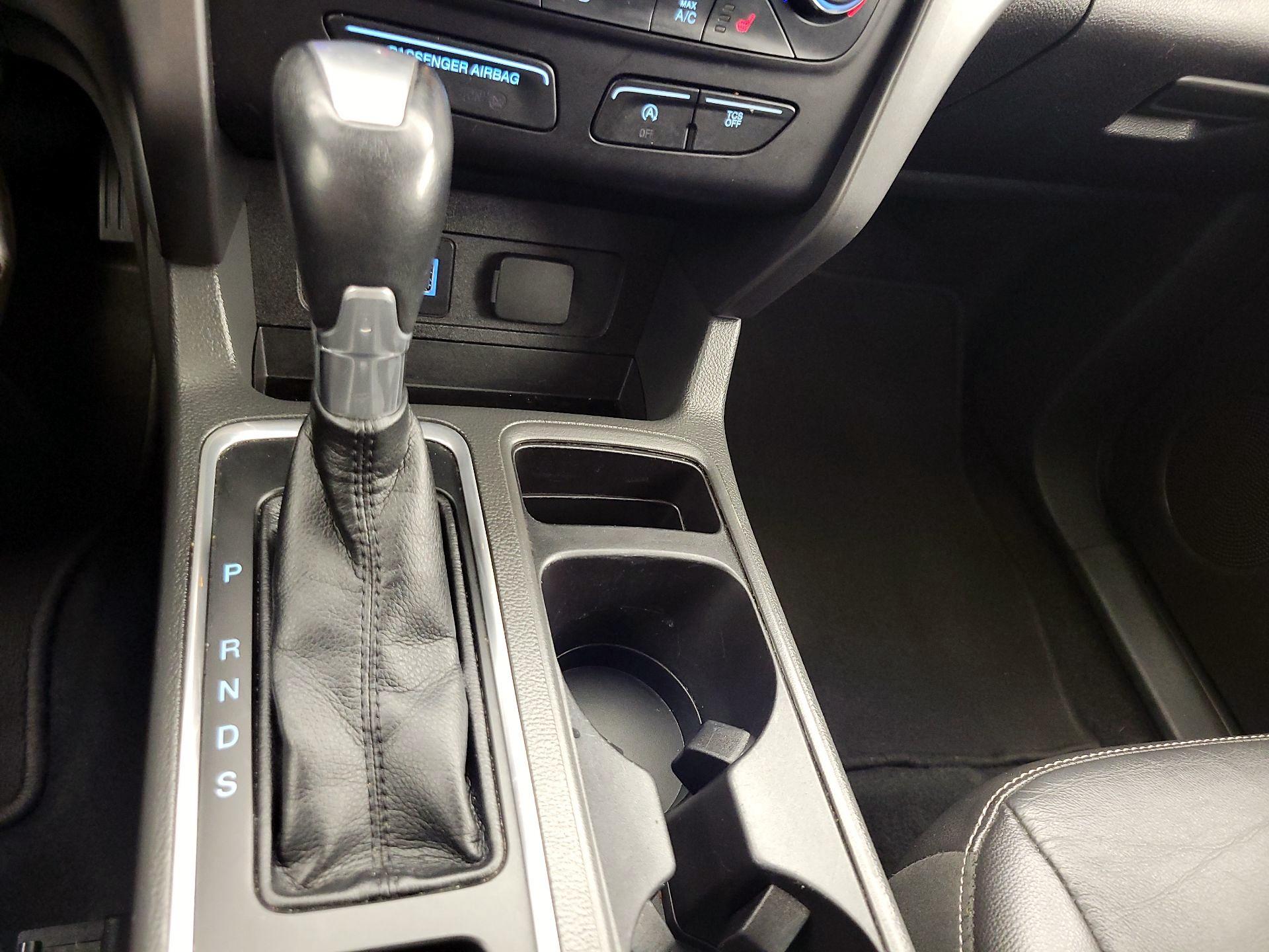 Thumbnail: 2017 Ford Escape - 17