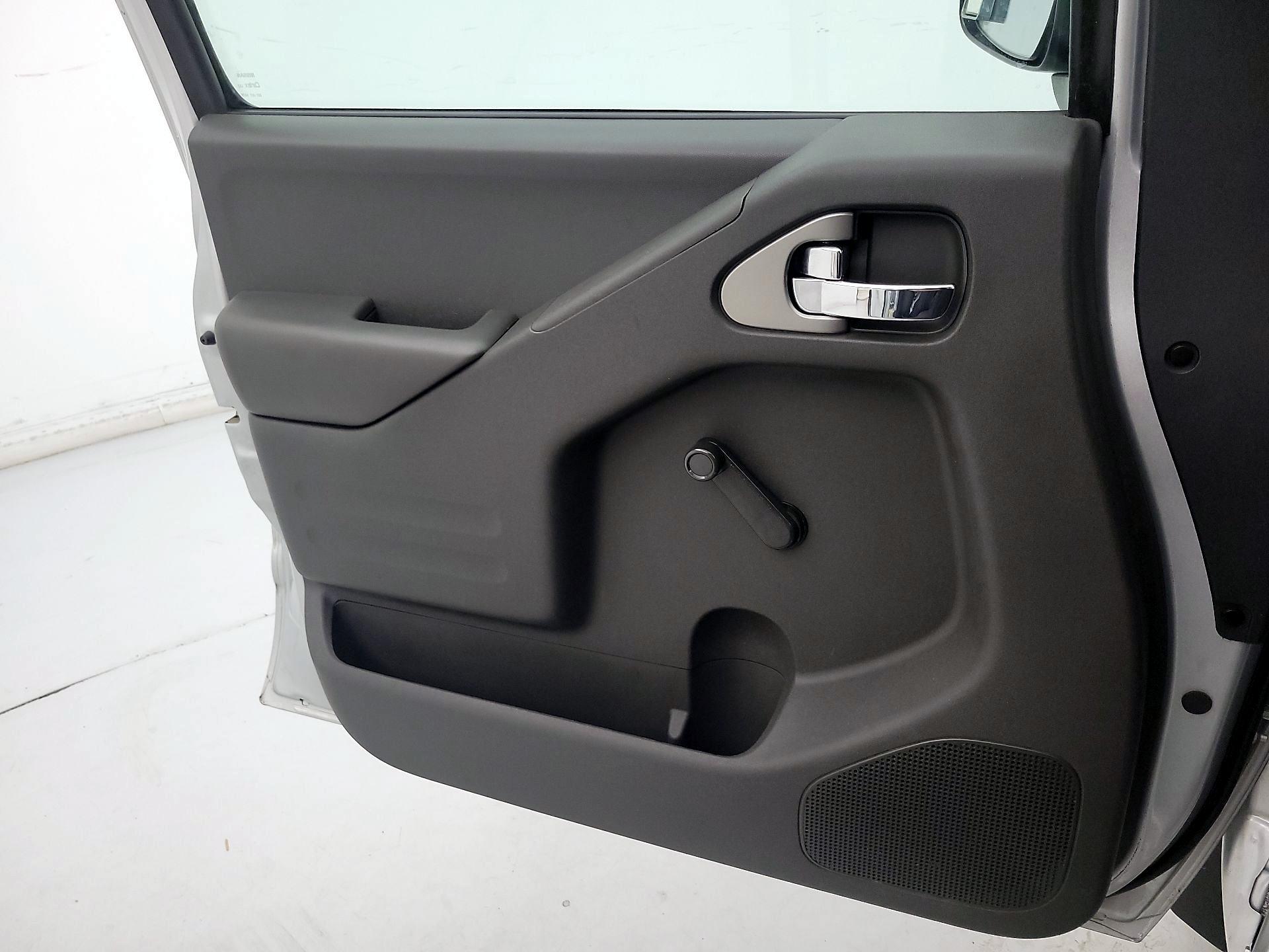 Thumbnail: 2017 Nissan Frontier - 12