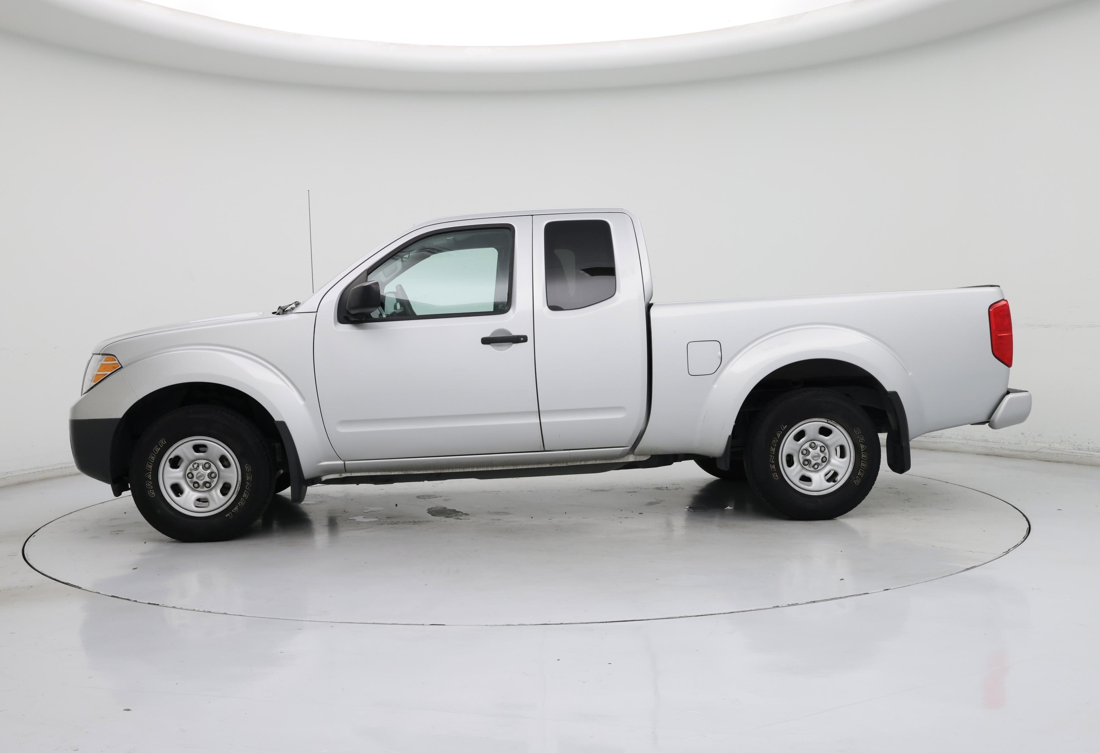 Thumbnail: 2017 Nissan Frontier - 3