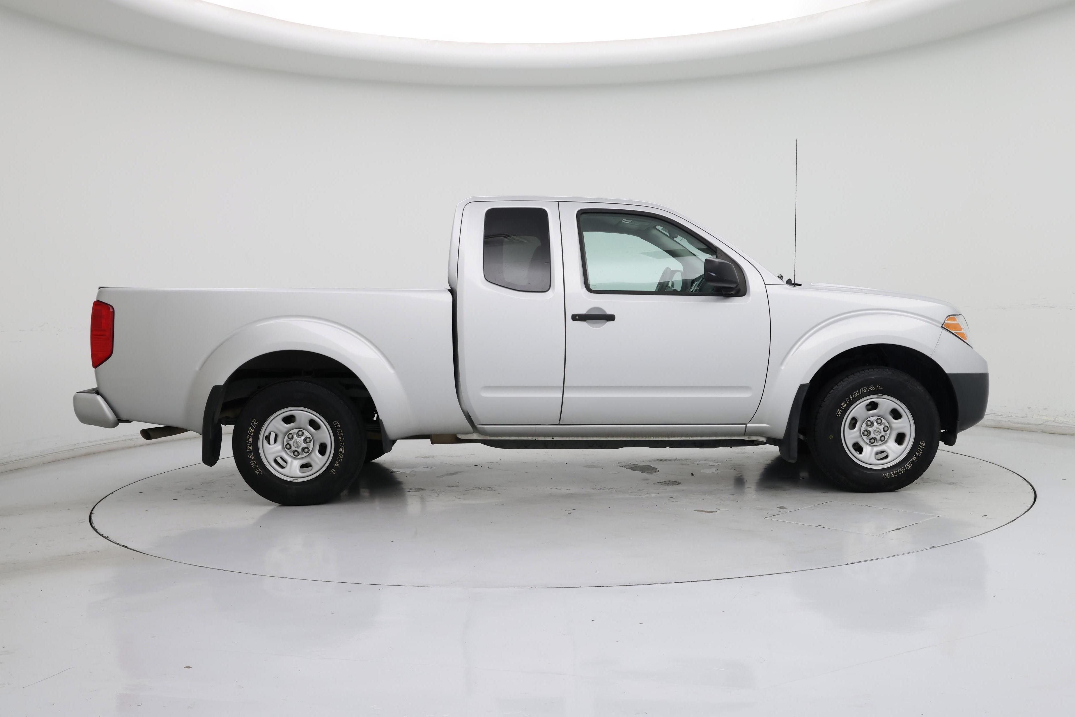 Thumbnail: 2017 Nissan Frontier - 7