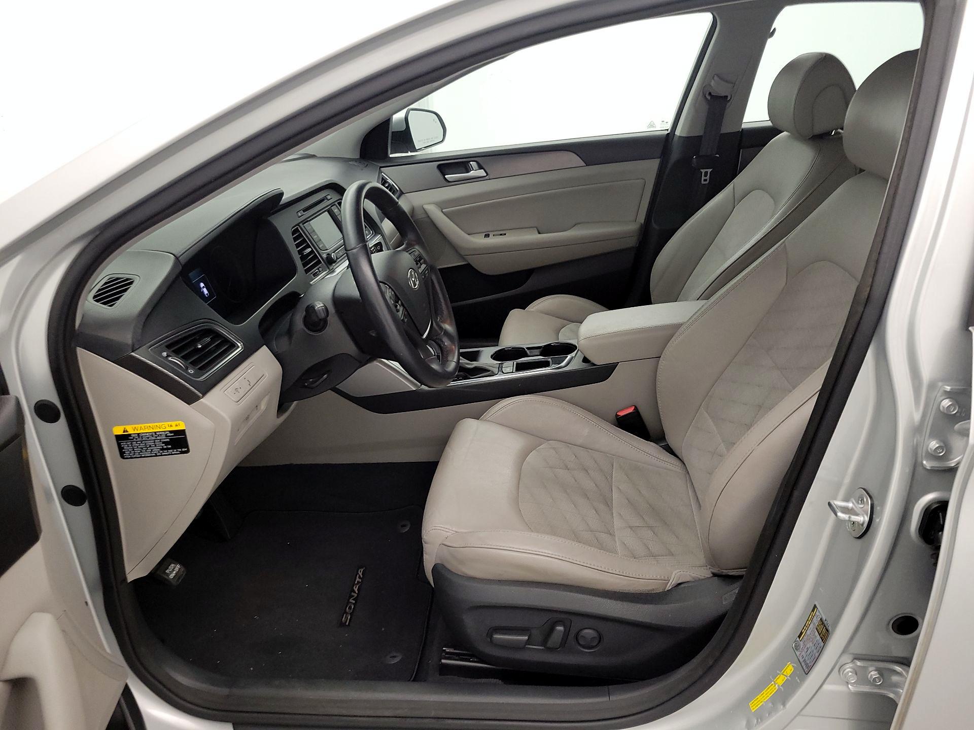 Thumbnail: 2015 Hyundai Sonata - 11