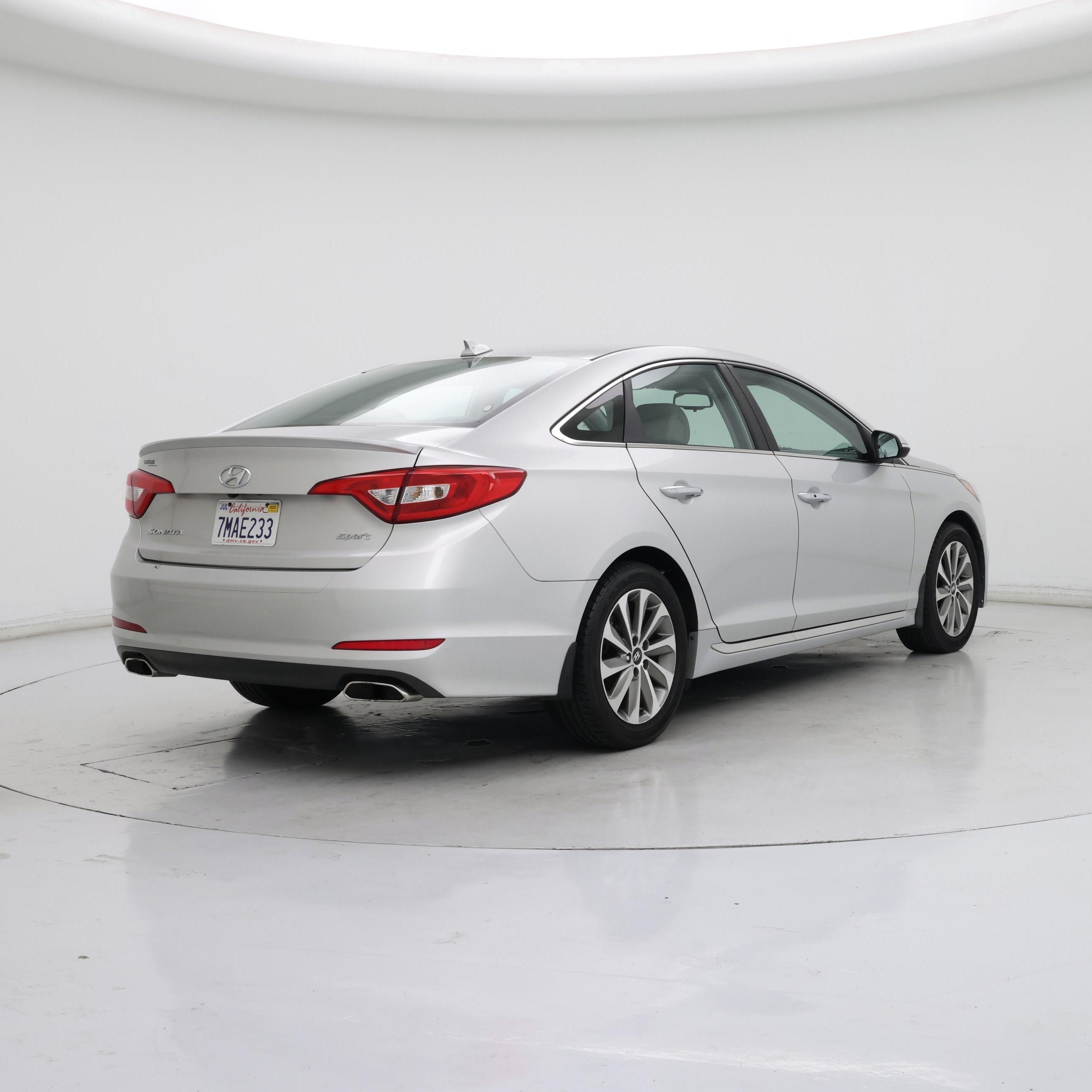 Thumbnail: 2015 Hyundai Sonata - 8
