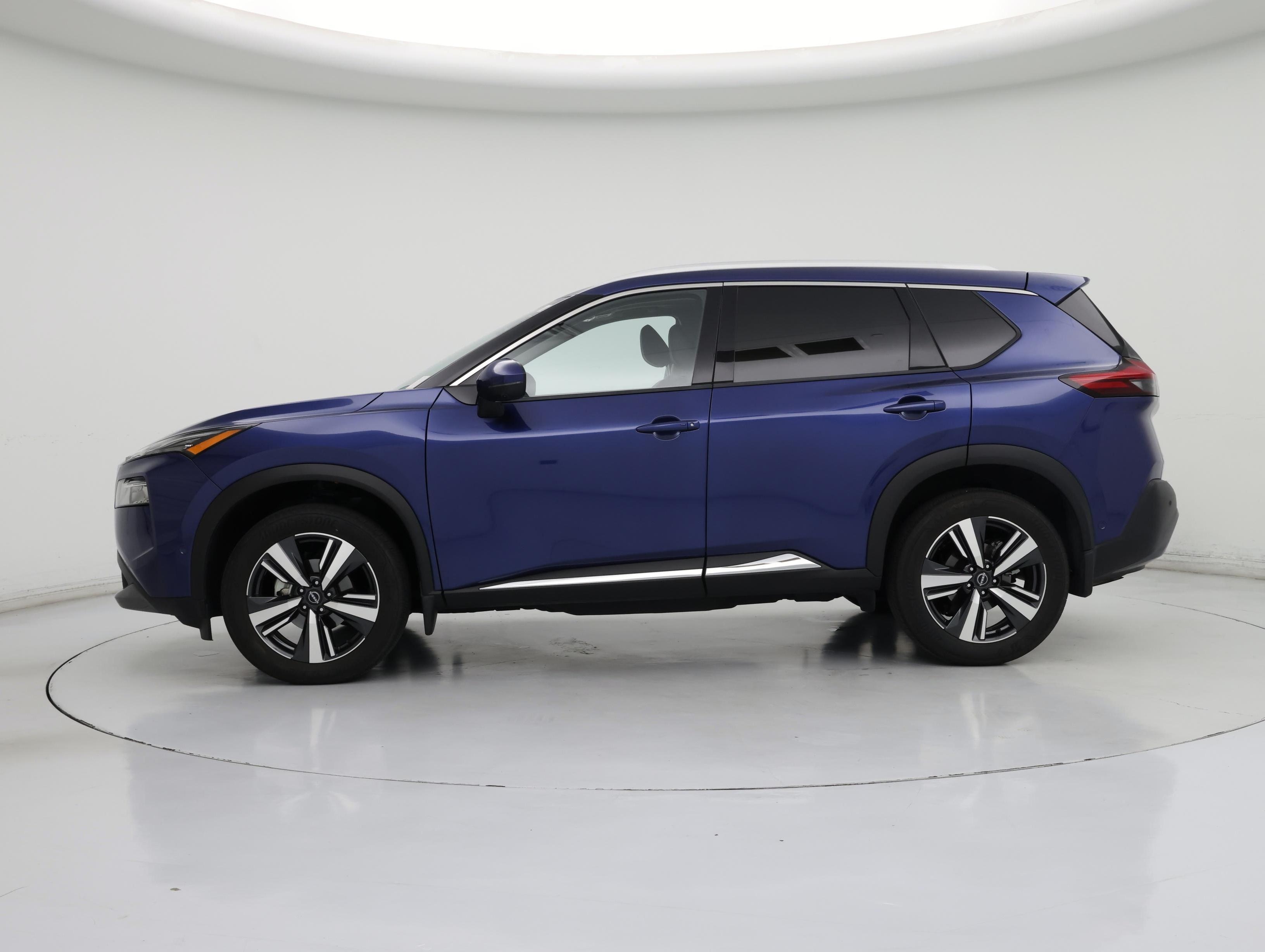 Thumbnail: 2023 Nissan Rogue - 3