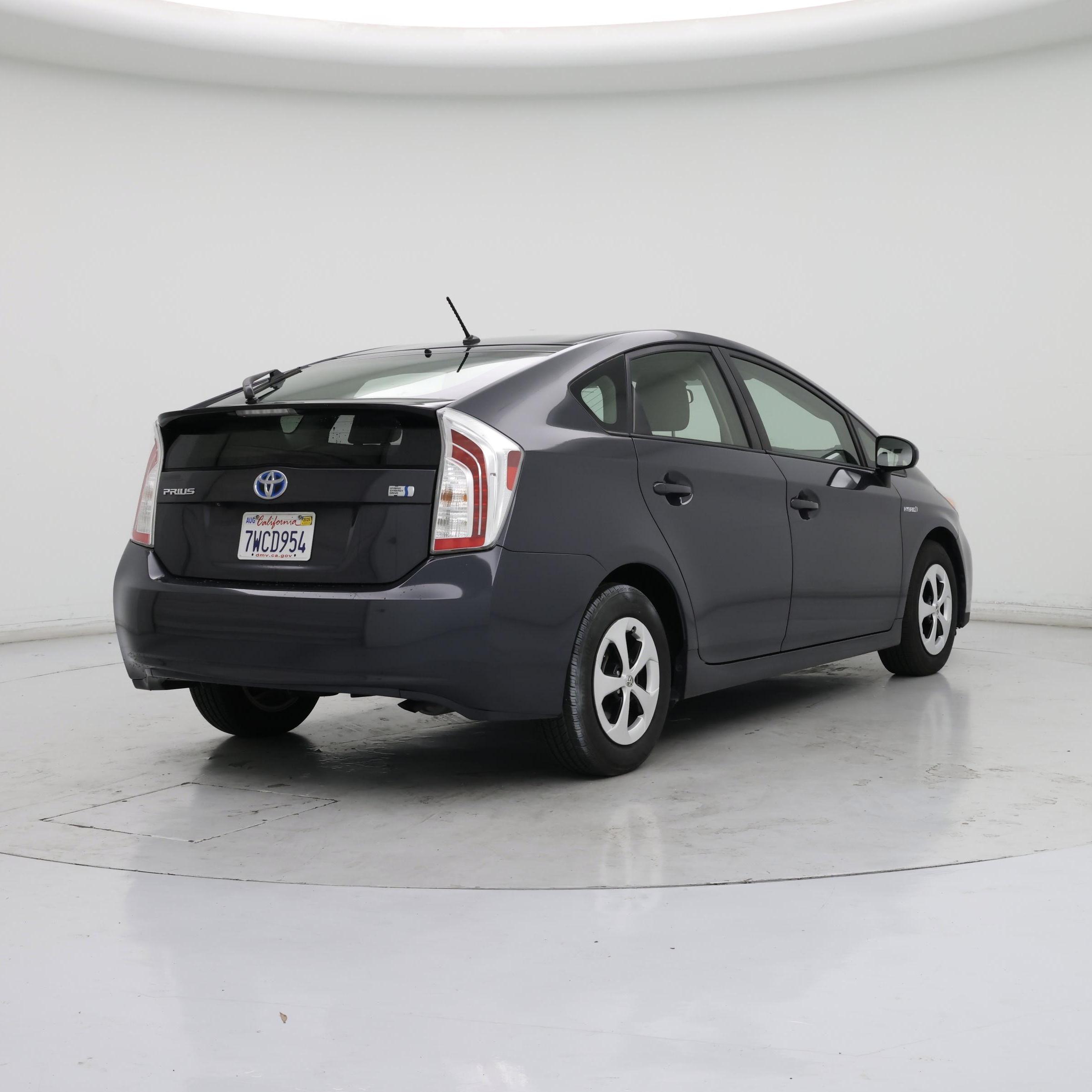 Thumbnail: 2015 Toyota Prius - 8