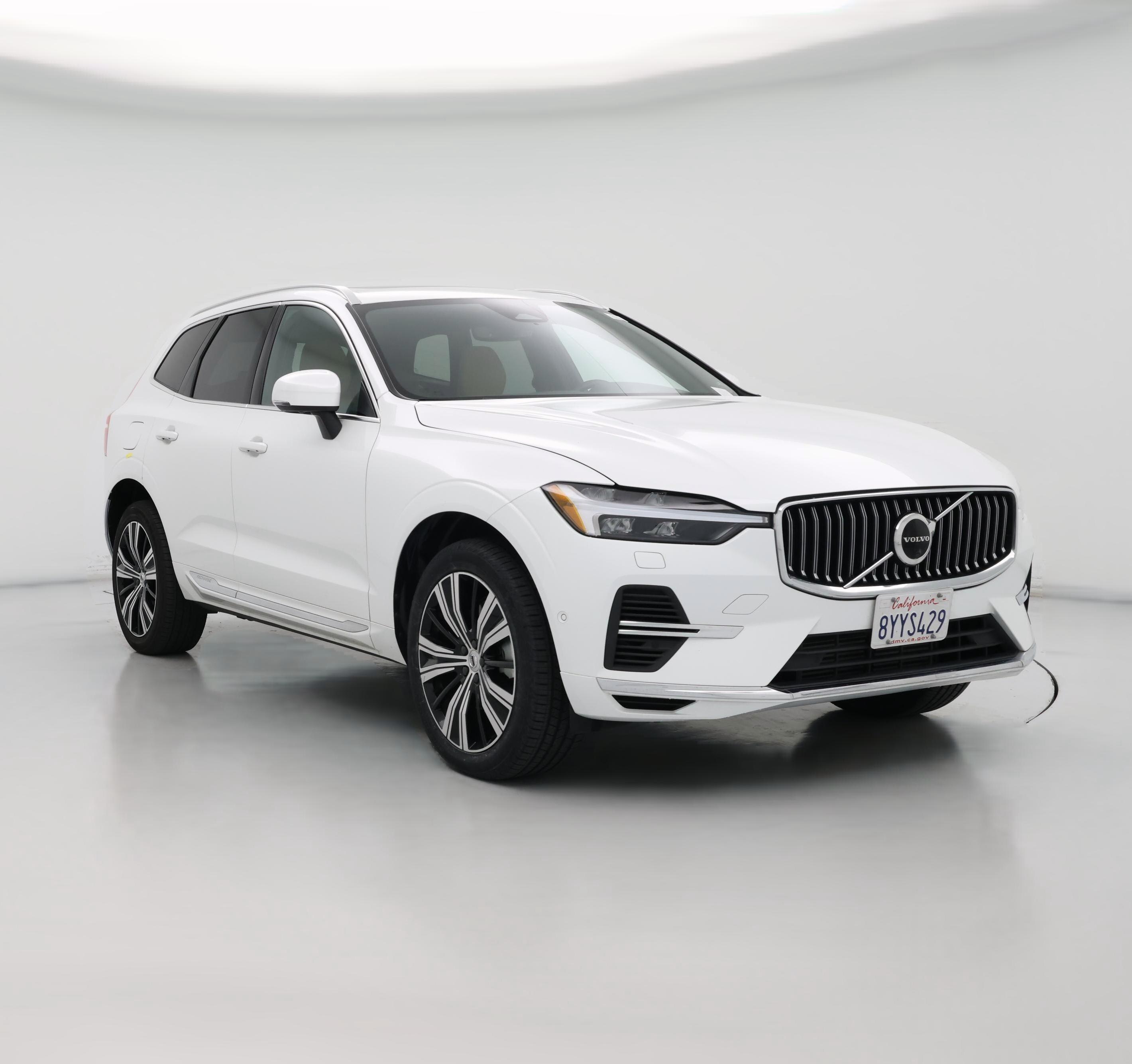 Thumbnail: 2022 Volvo XC60 - 1