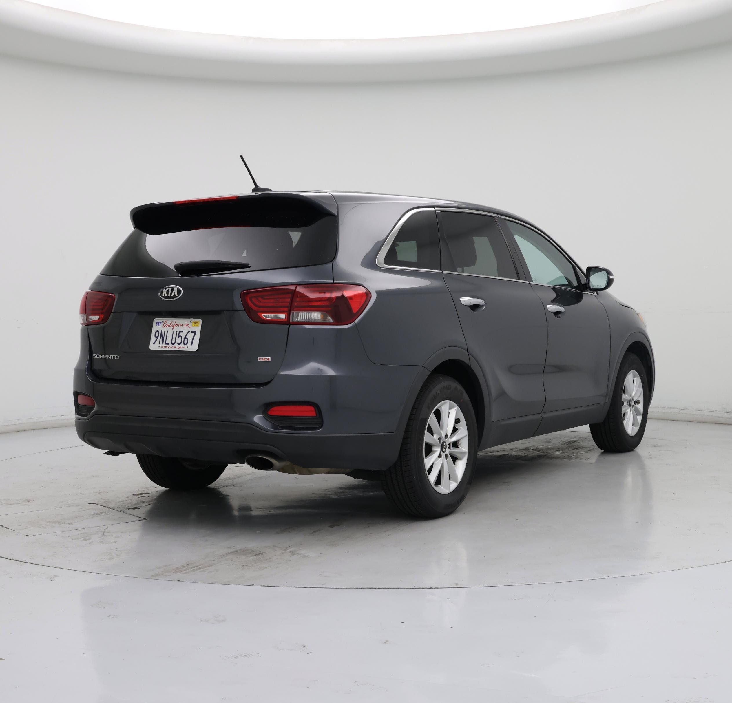 Thumbnail: 2020 Kia Sorento - 8