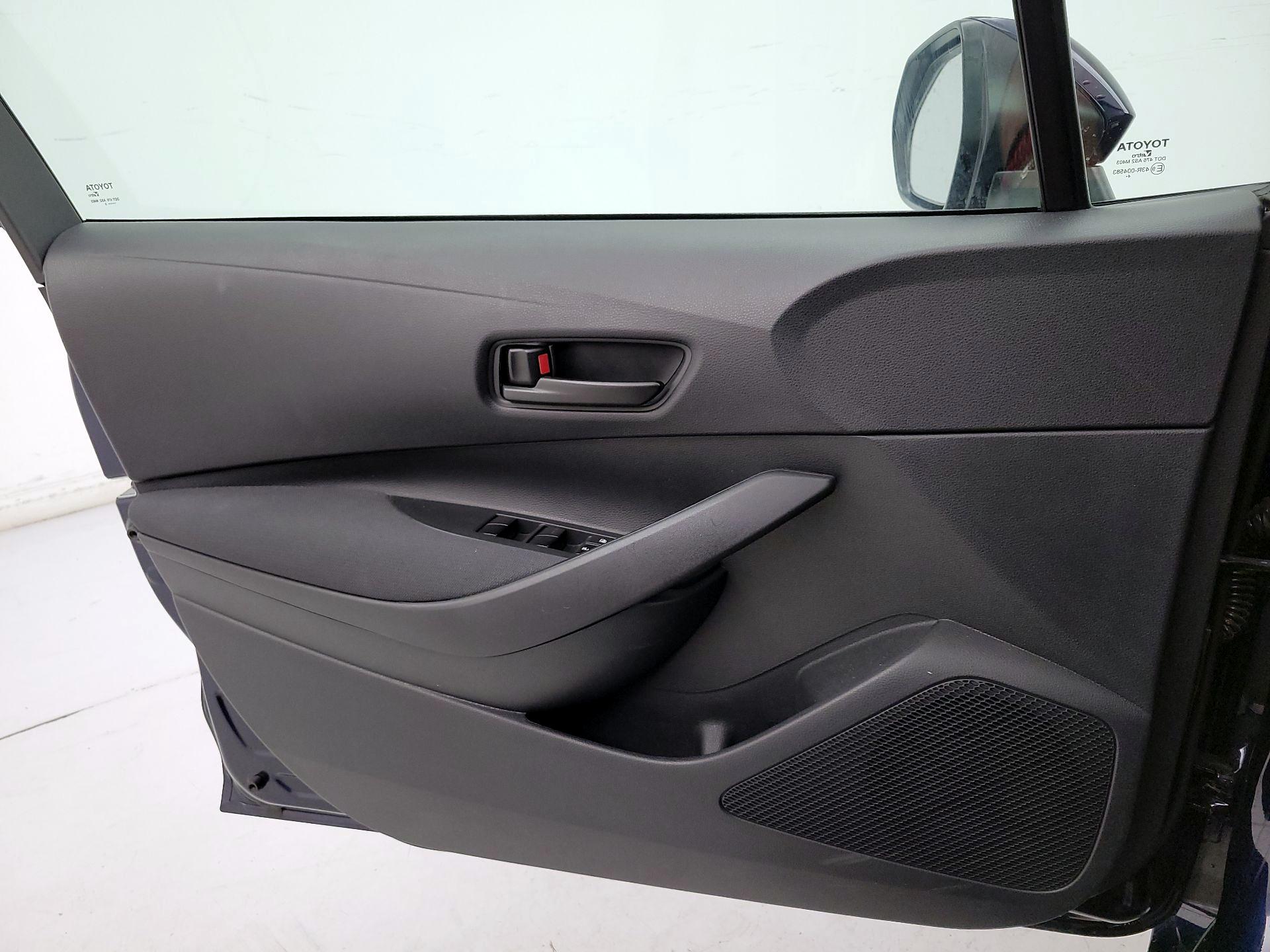 Thumbnail: 2025 Toyota Corolla - 12