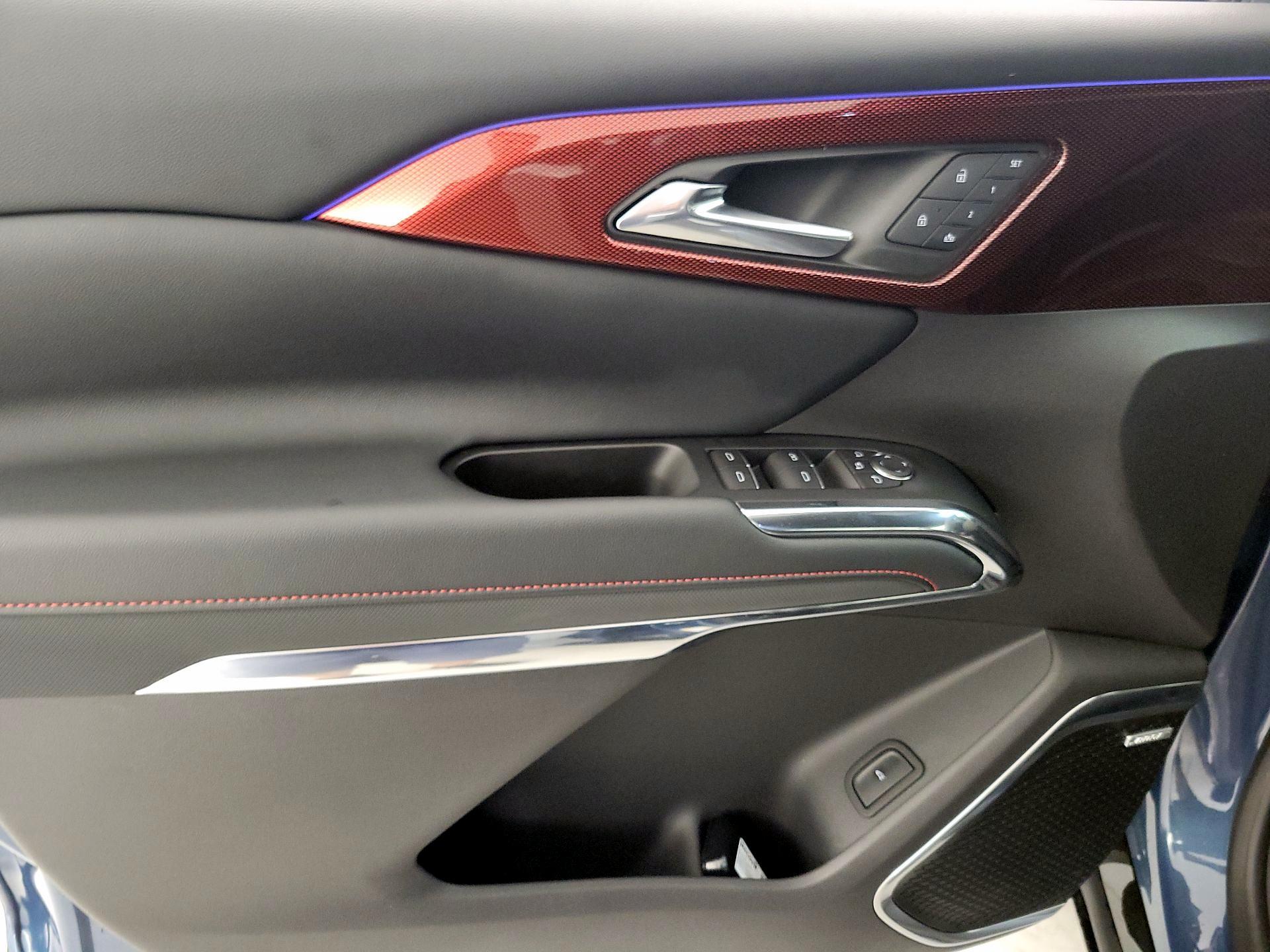 Thumbnail: 2025 Chevrolet Traverse - 12