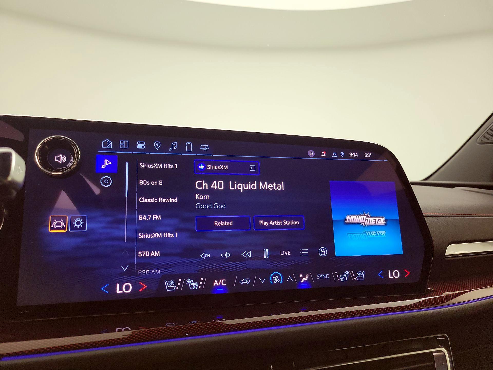 Thumbnail: 2025 Chevrolet Traverse - 15