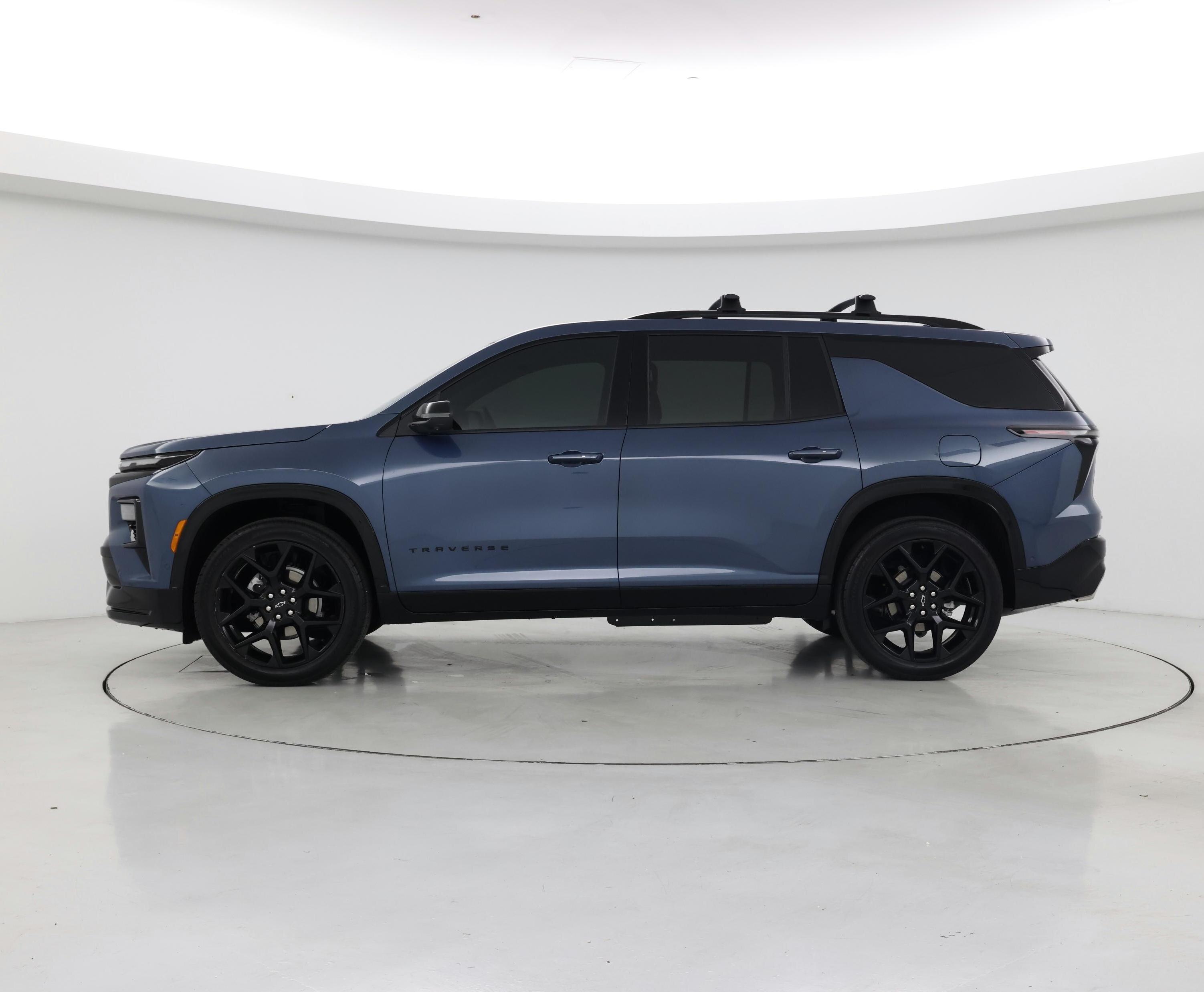 Thumbnail: 2025 Chevrolet Traverse - 3