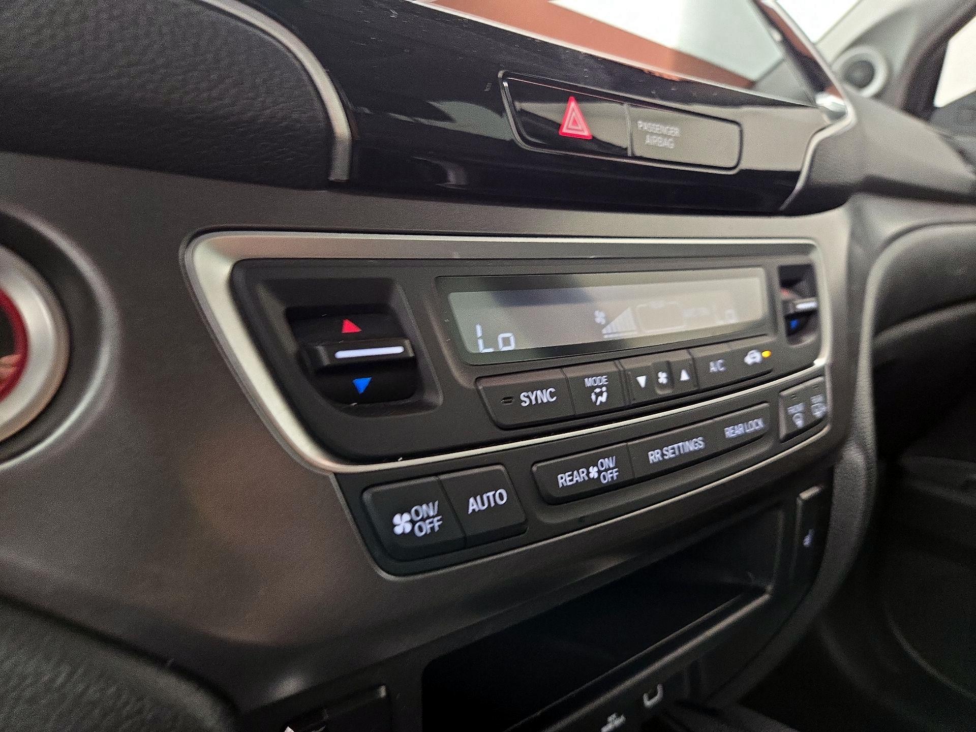Thumbnail: 2021 Honda Pilot - 16
