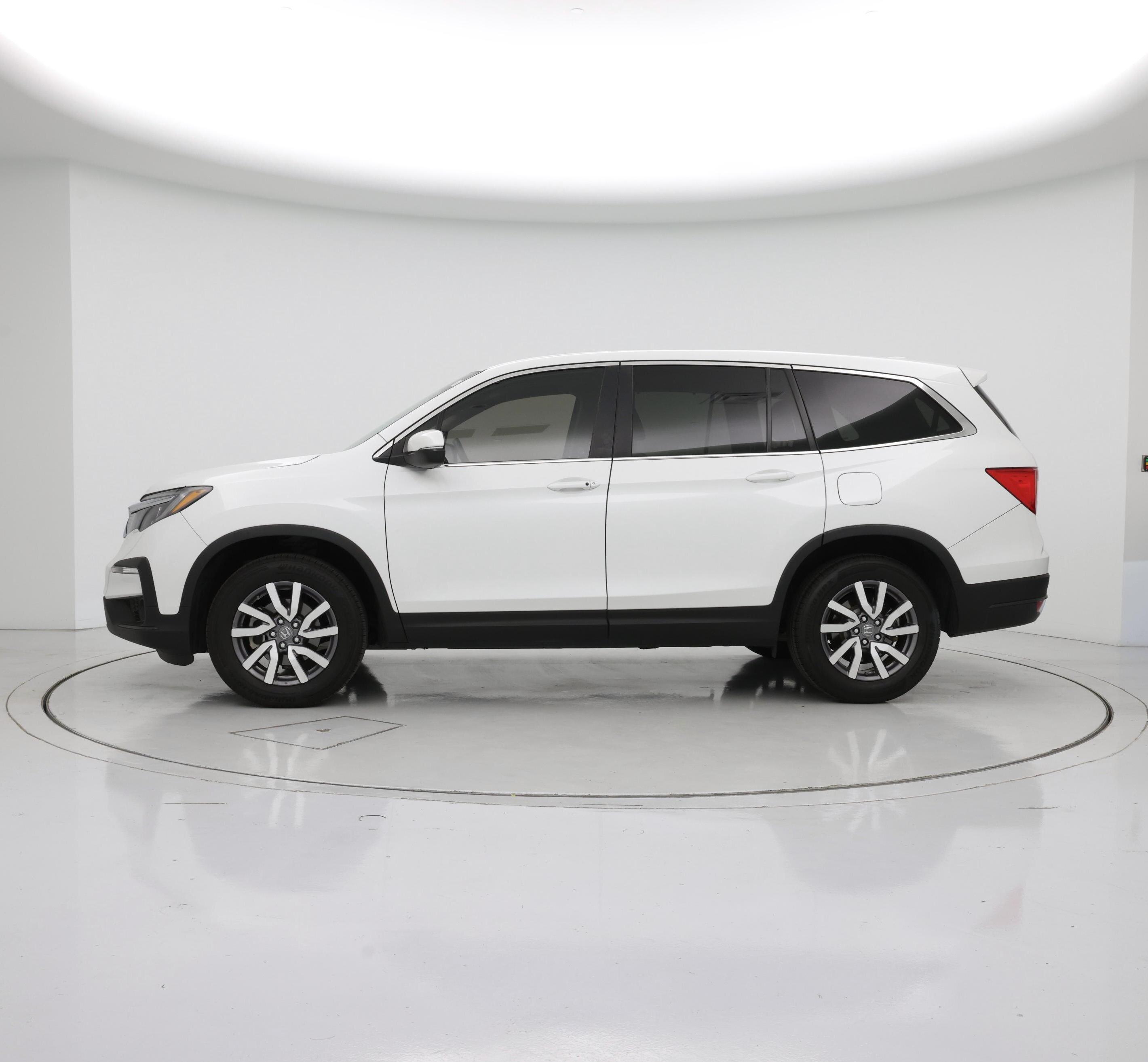 Thumbnail: 2021 Honda Pilot - 3